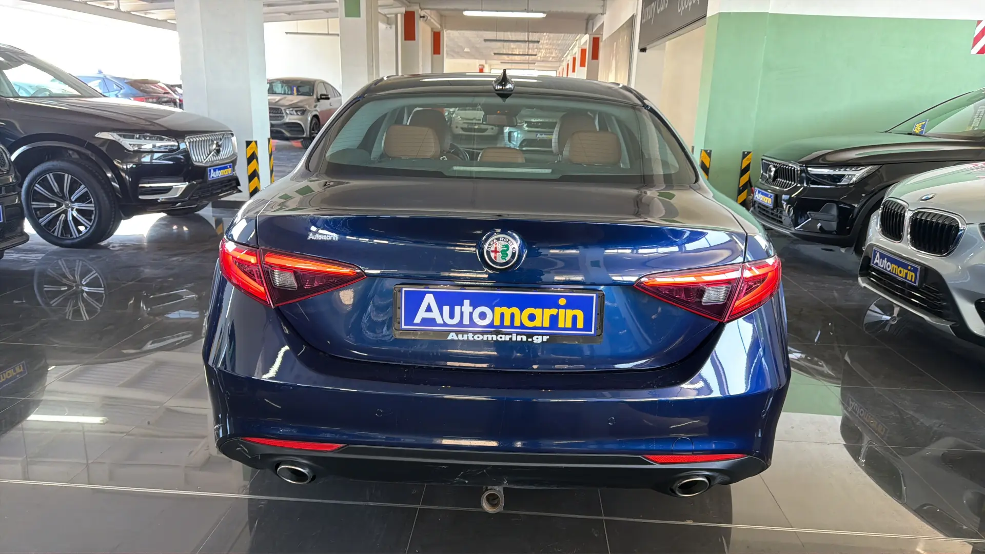 View 5 - Alfa Romeo Giulia - 2017