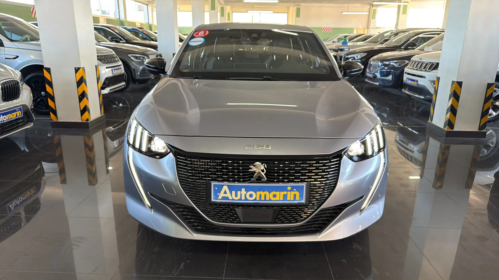 View 2 - Peugeot 208 - 2021