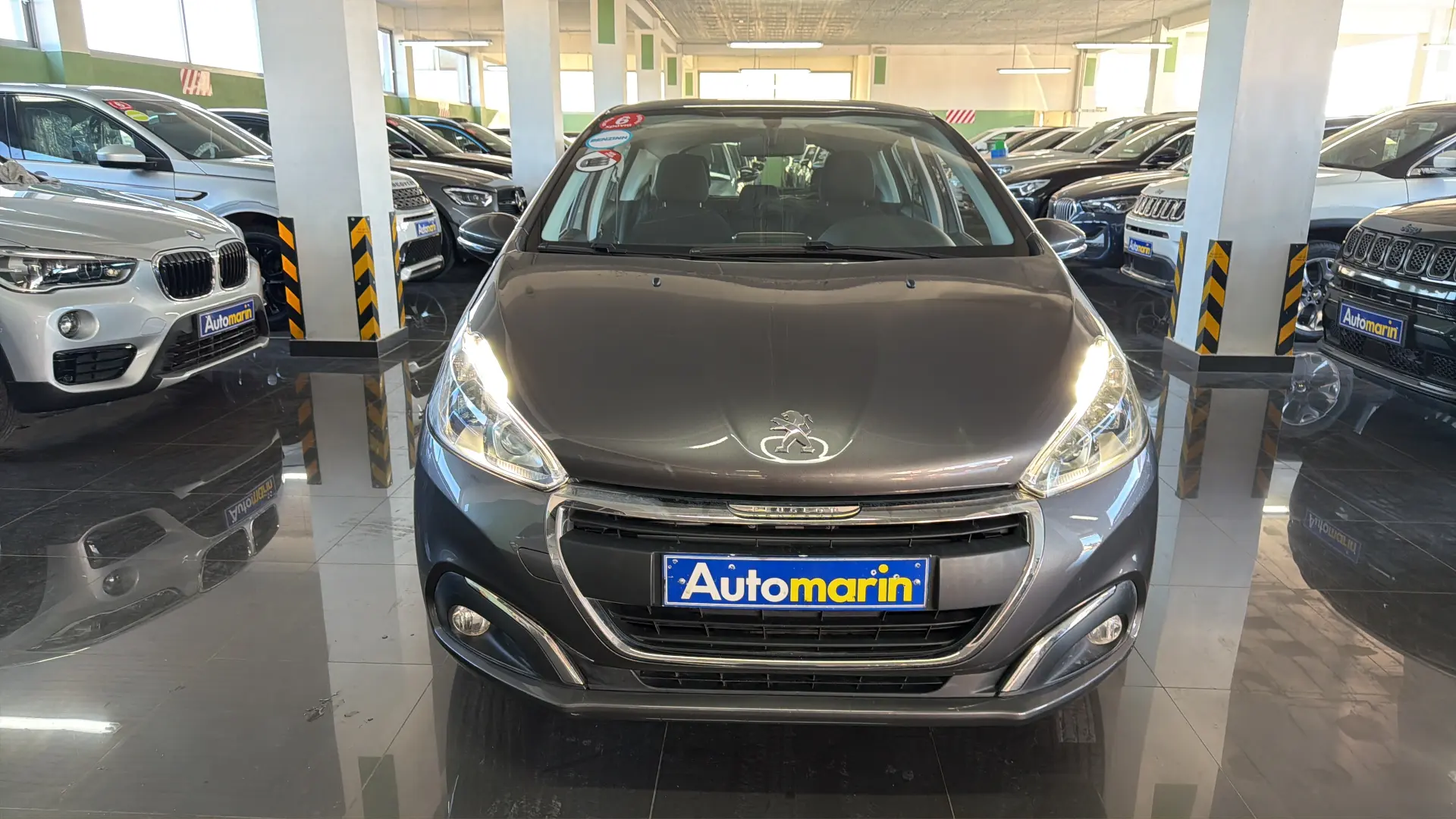 View 2 - Peugeot 208 - 2018