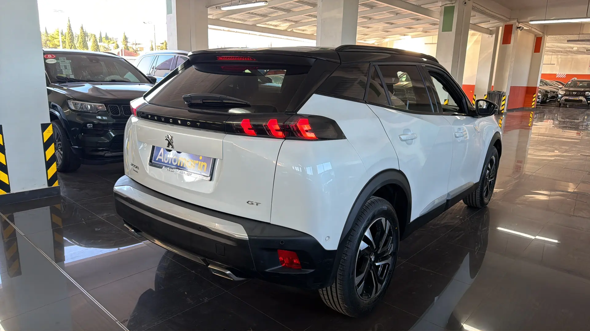 View 4 - Peugeot 2008 - 2020