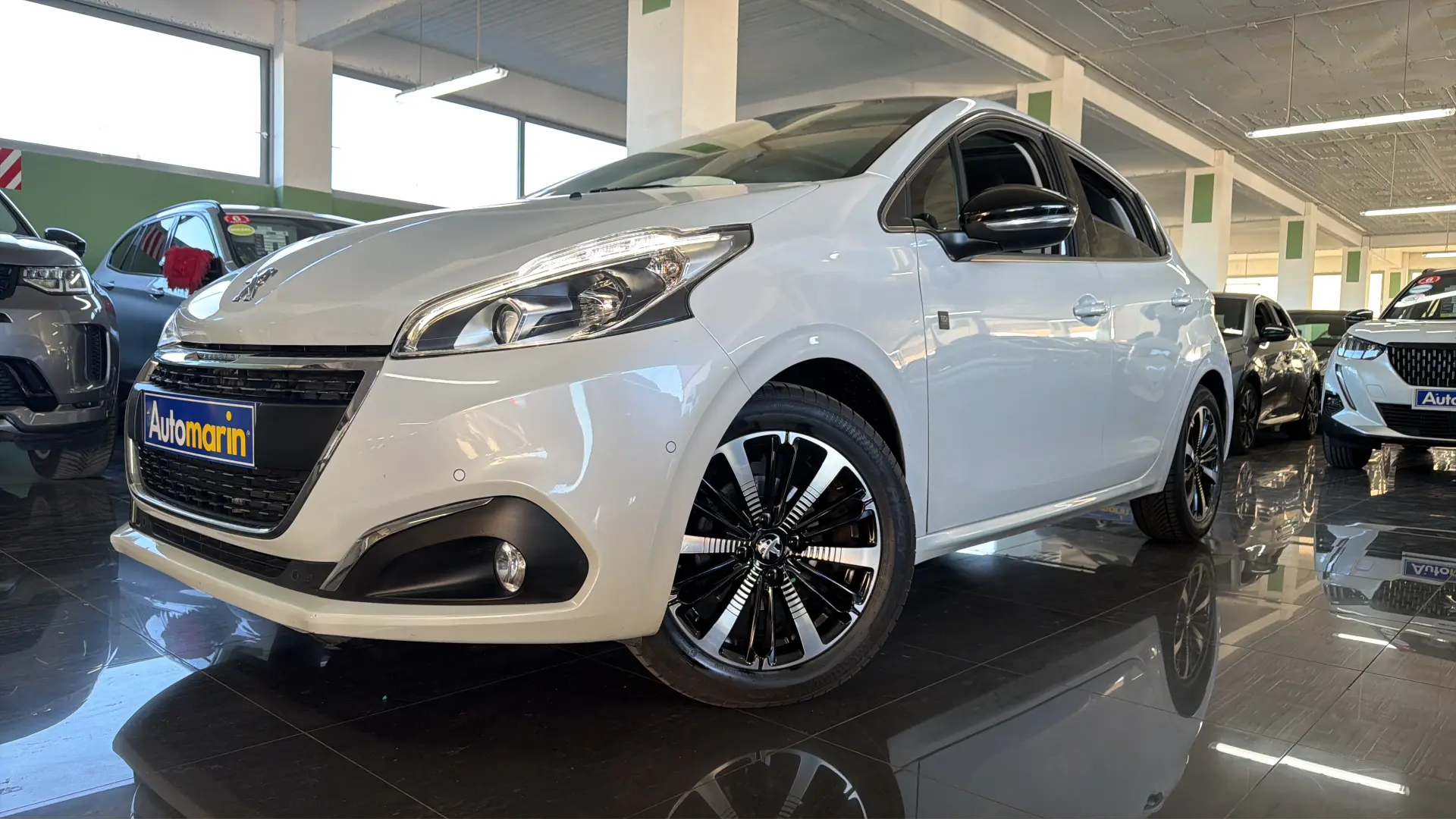 View 1 - Peugeot 208 - 2019
