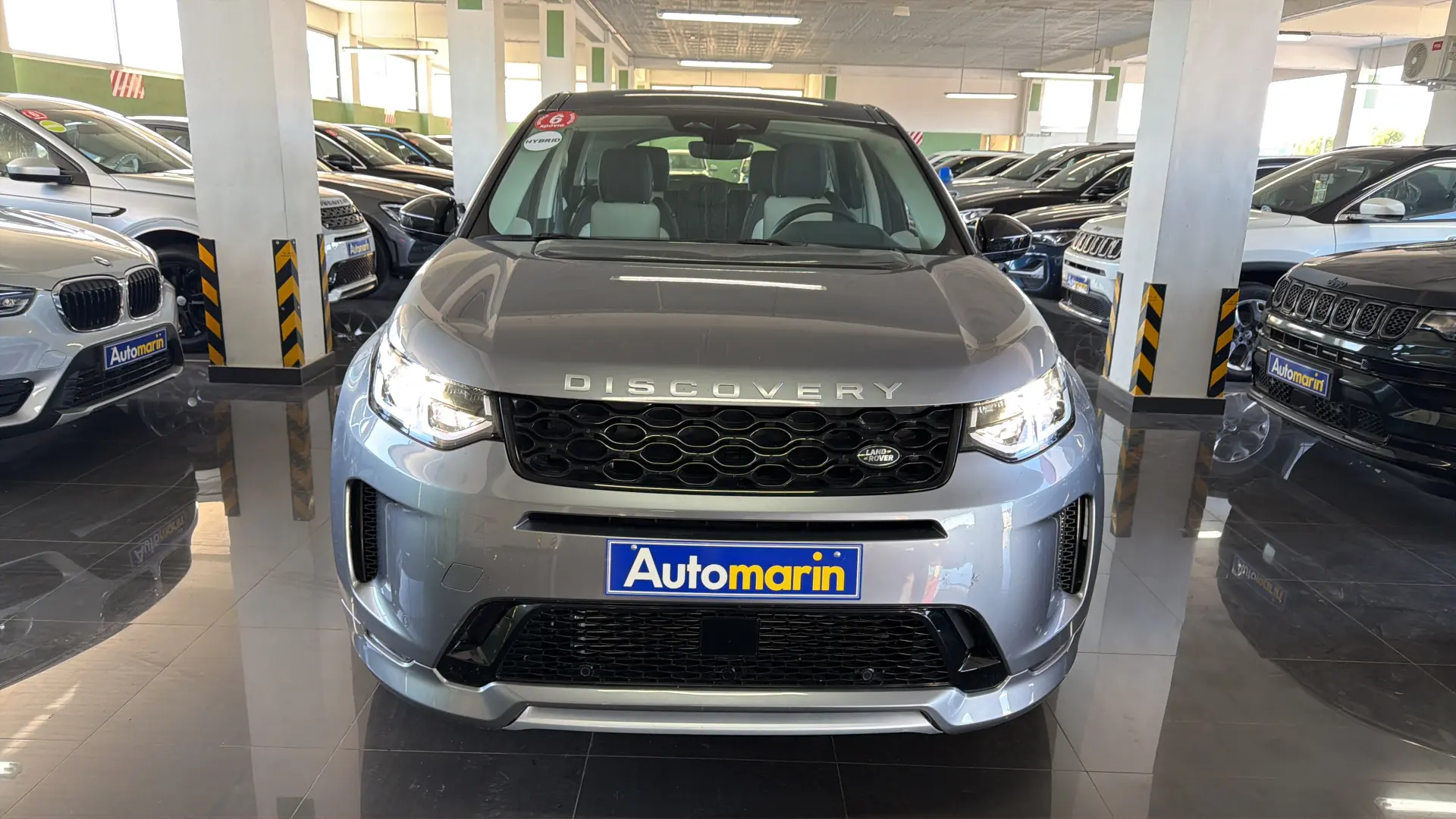 View 2 - Land Rover Discovery Sport - 2024