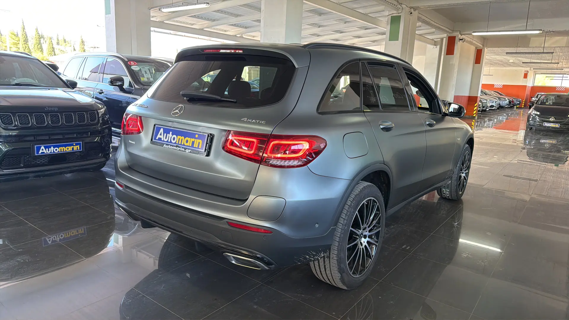 View 4 - Mercedes-Benz GLC 300 - 2021