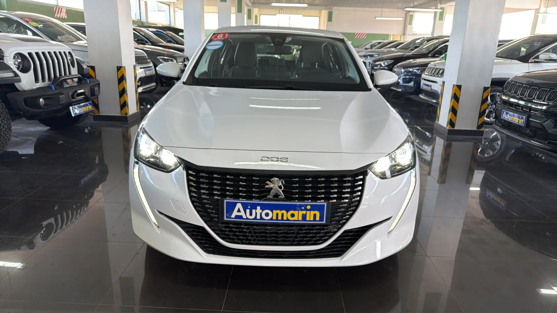 View 2 - Peugeot 208 - 2020
