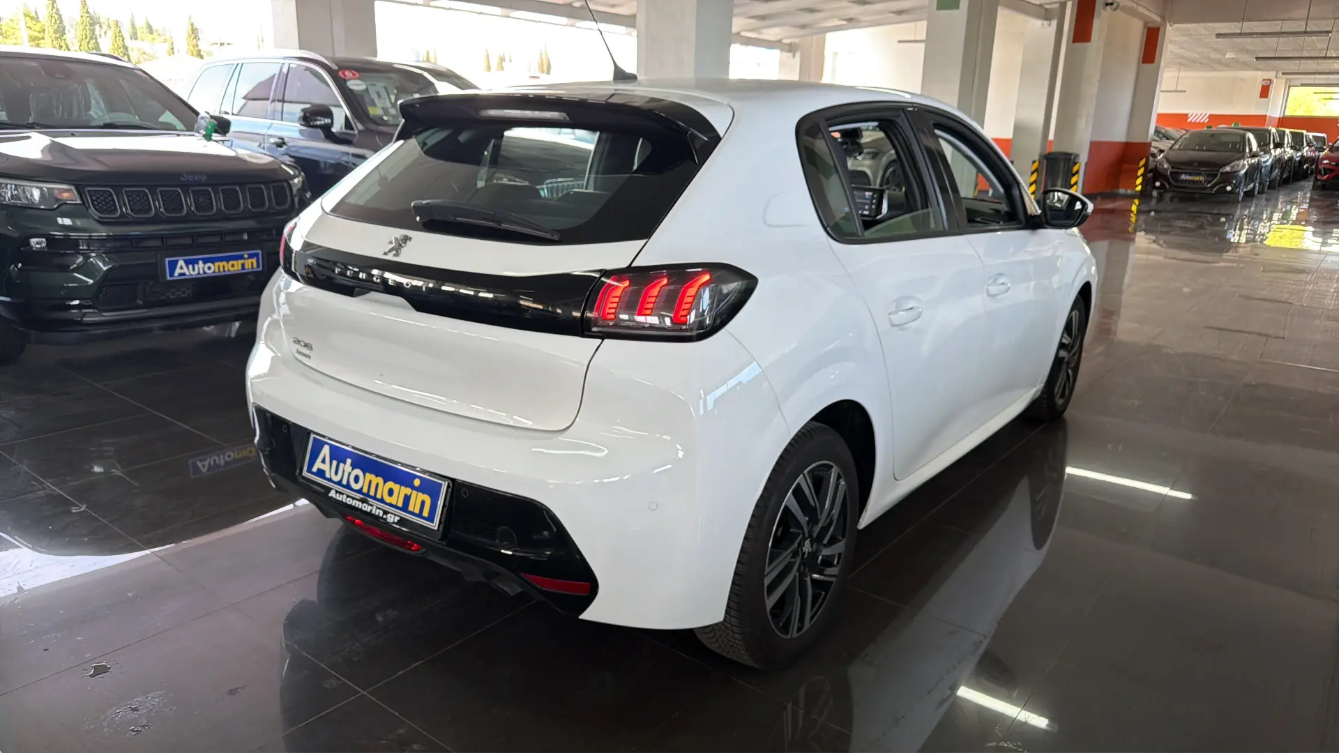 View 4 - Peugeot 208 - 2020