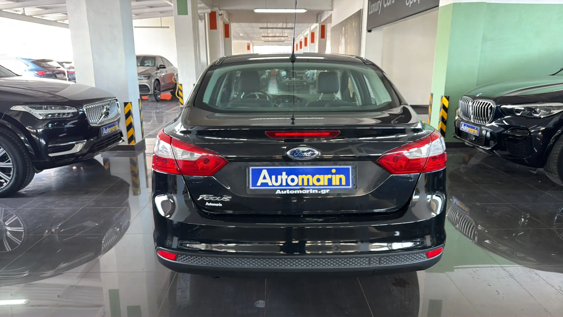 View 5 - Ford Focus - 2014