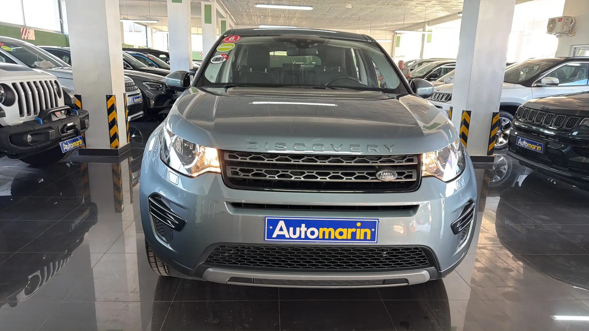 View 2 - Land Rover Discovery Sport - 2017