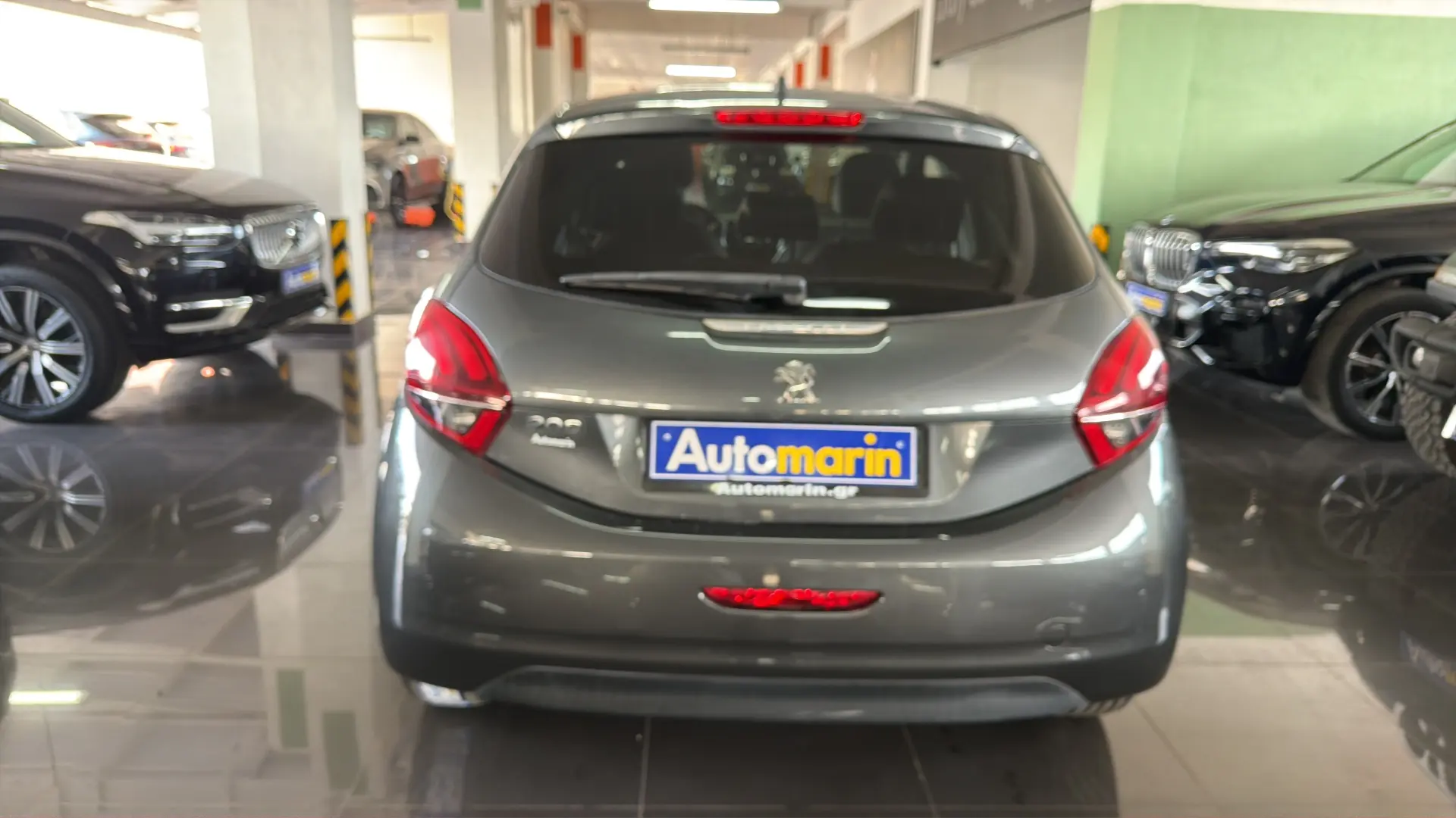 View 5 - Peugeot 208 - 2015