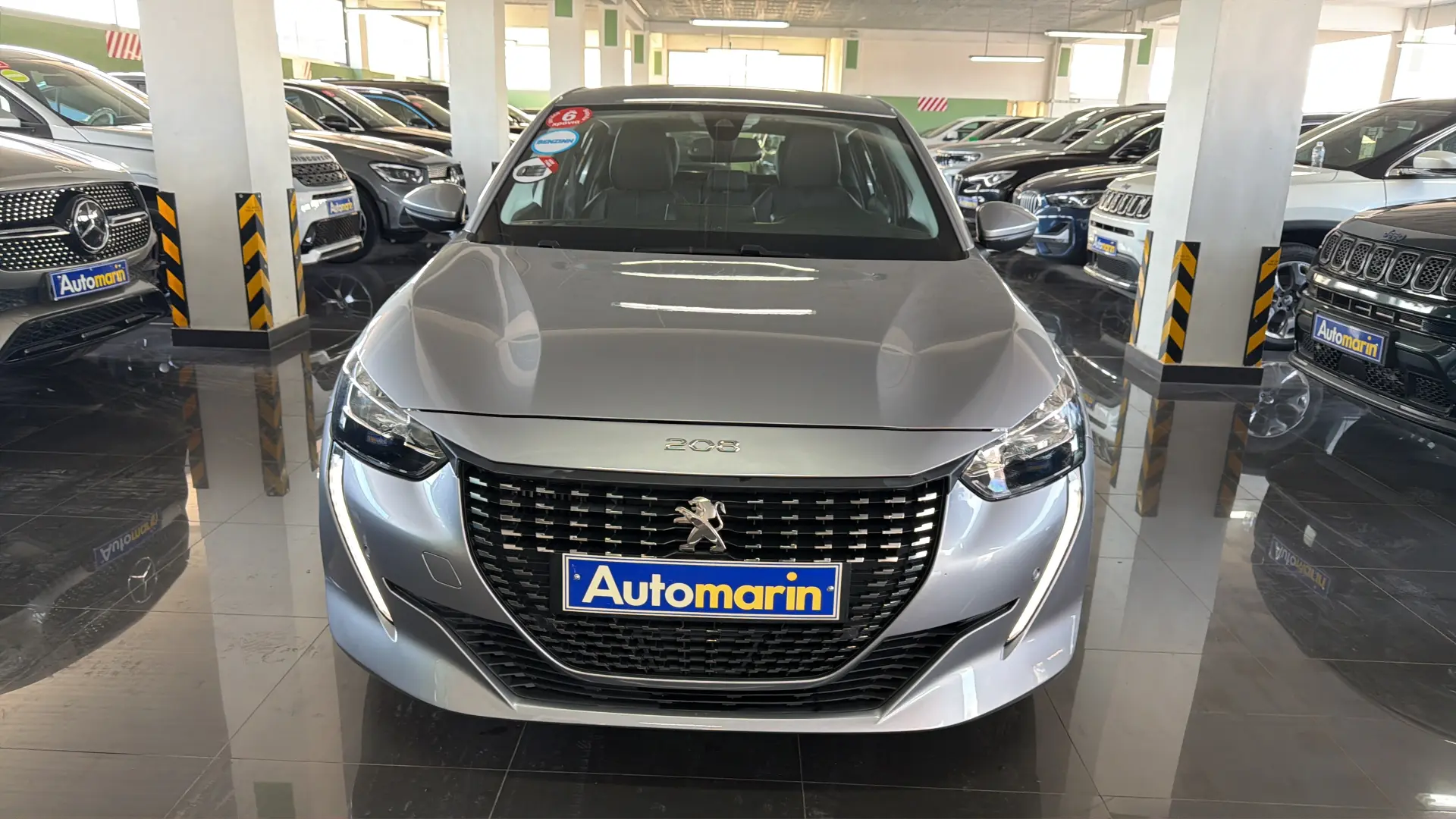 View 2 - Peugeot 208 - 2020