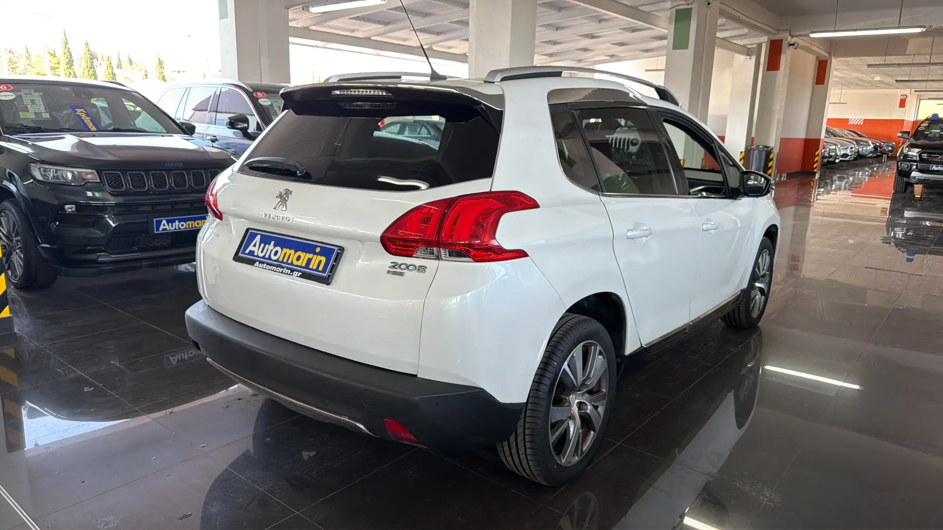View 4 - Peugeot 2008 - 2015