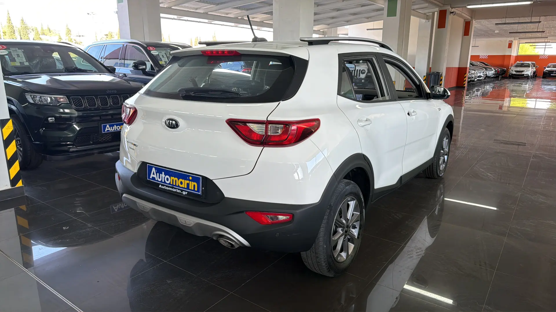 View 4 - Kia Stonic - 2021