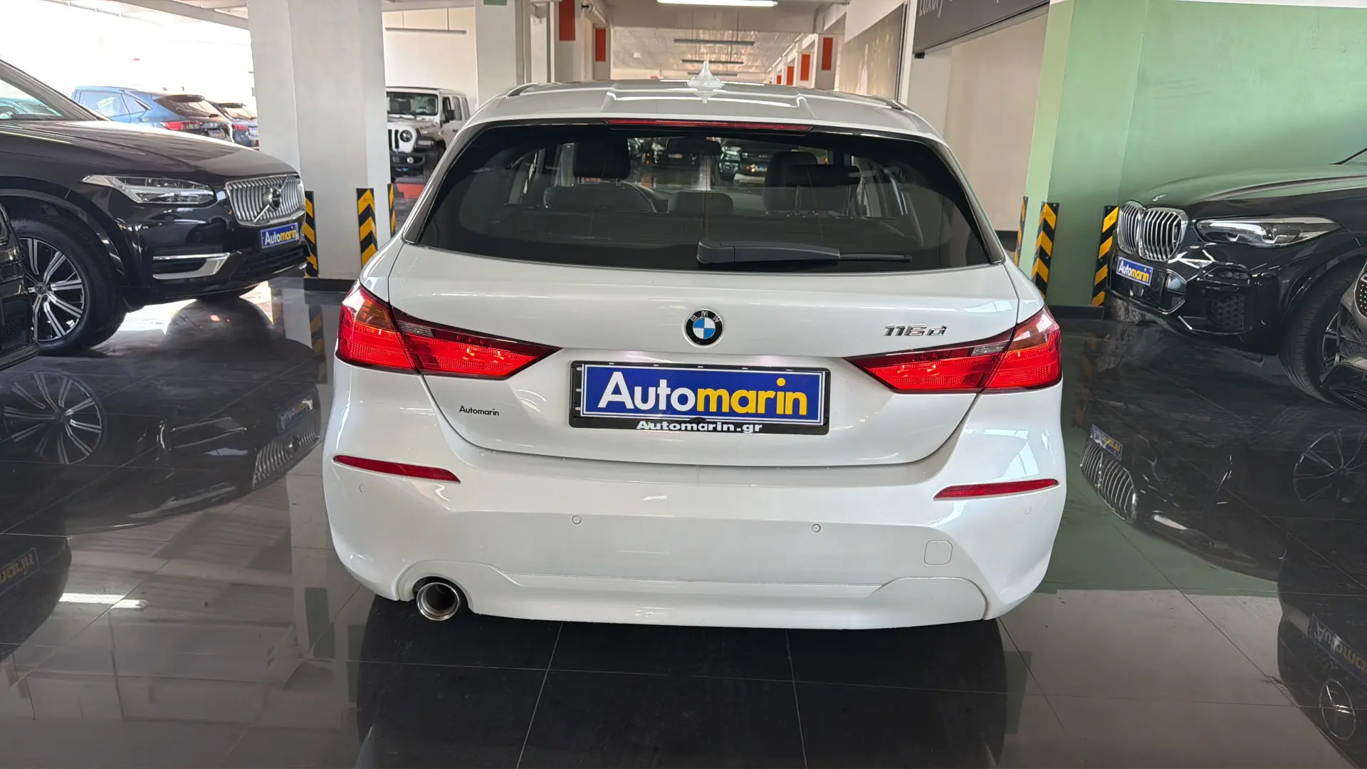 View 5 - BMW 116 - 2021