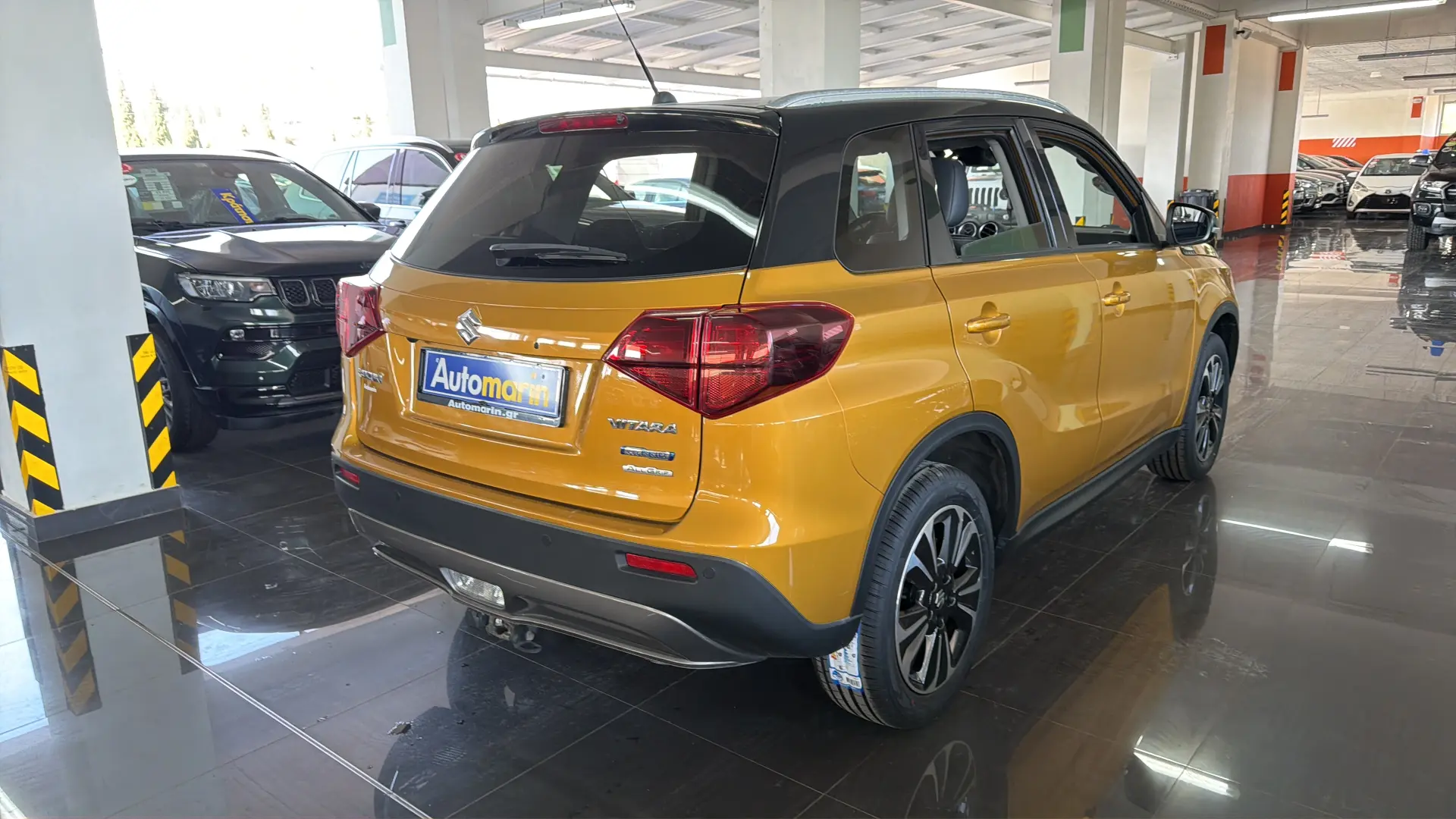 View 4 - Suzuki Vitara - 2021