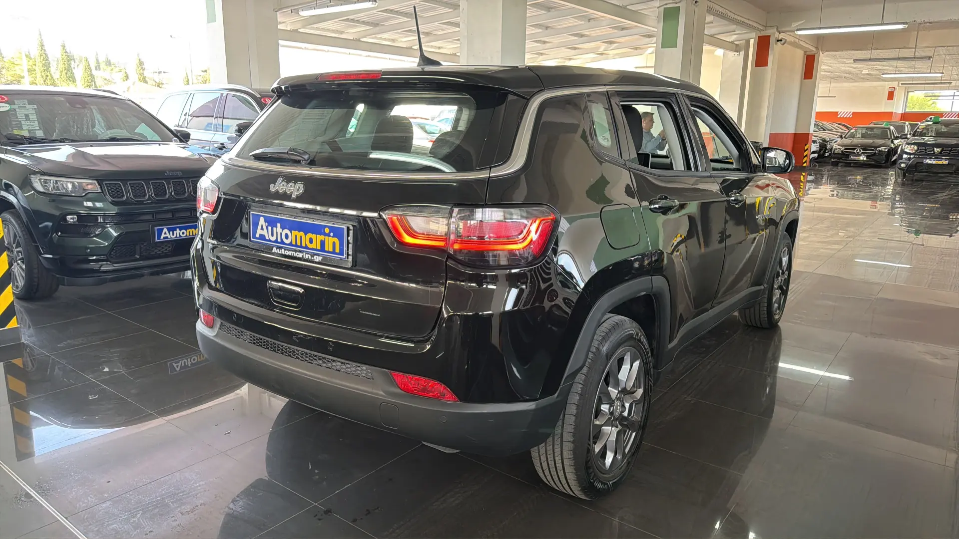 View 4 - Jeep Compass - 2022