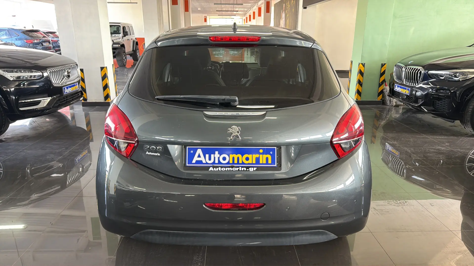 View 5 - Peugeot 208 - 2015
