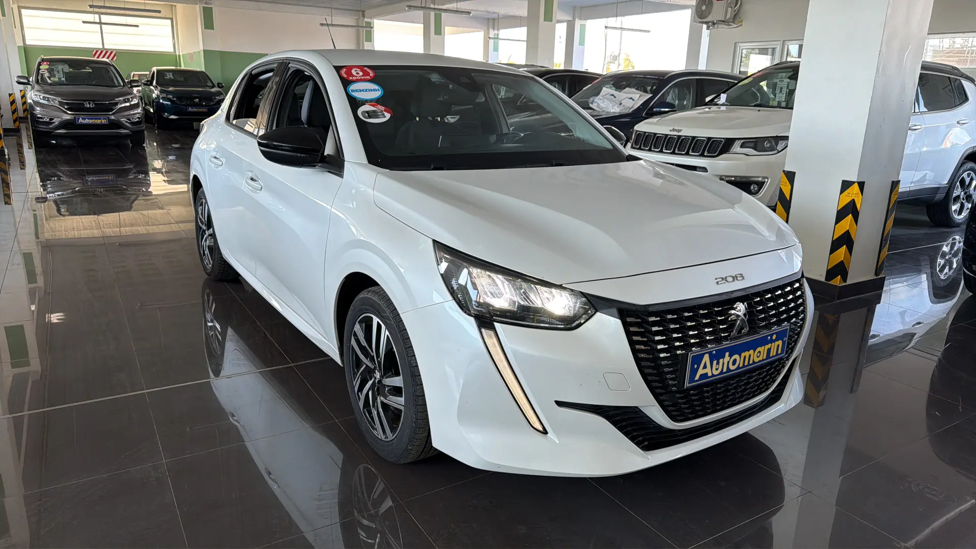 View 3 - Peugeot 208 - 2021
