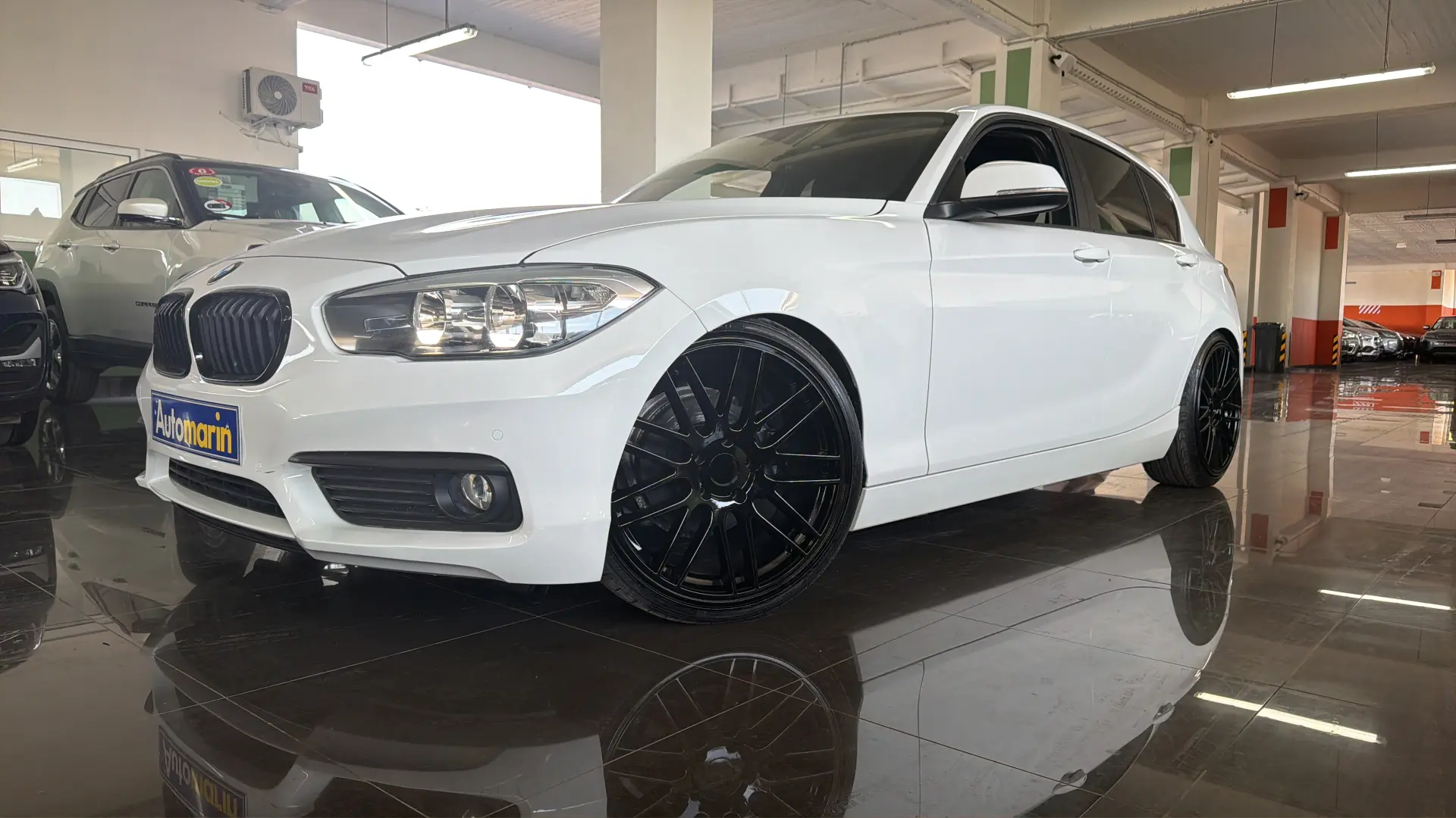 View 1 - BMW 118 - 2017
