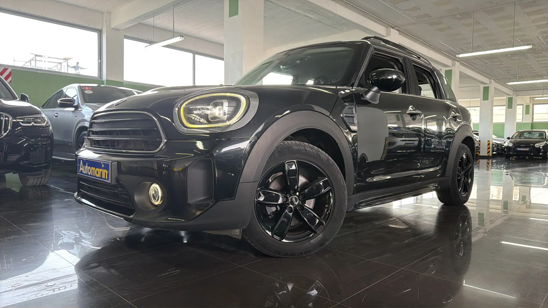 View 1 - Mini Countryman - 2023