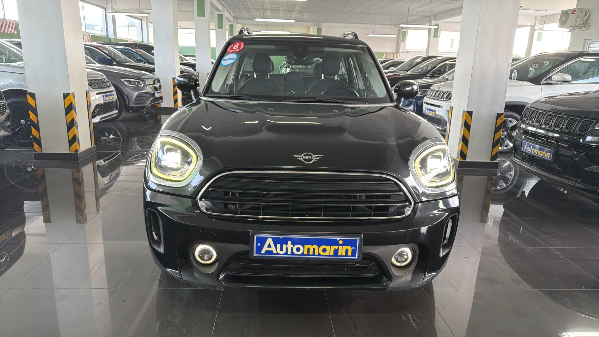 View 2 - Mini Countryman - 2023