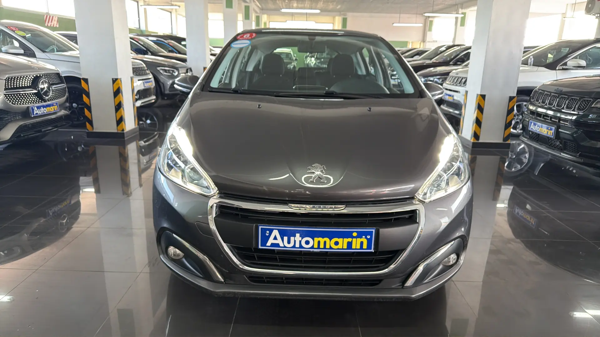 View 2 - Peugeot 208 - 2019
