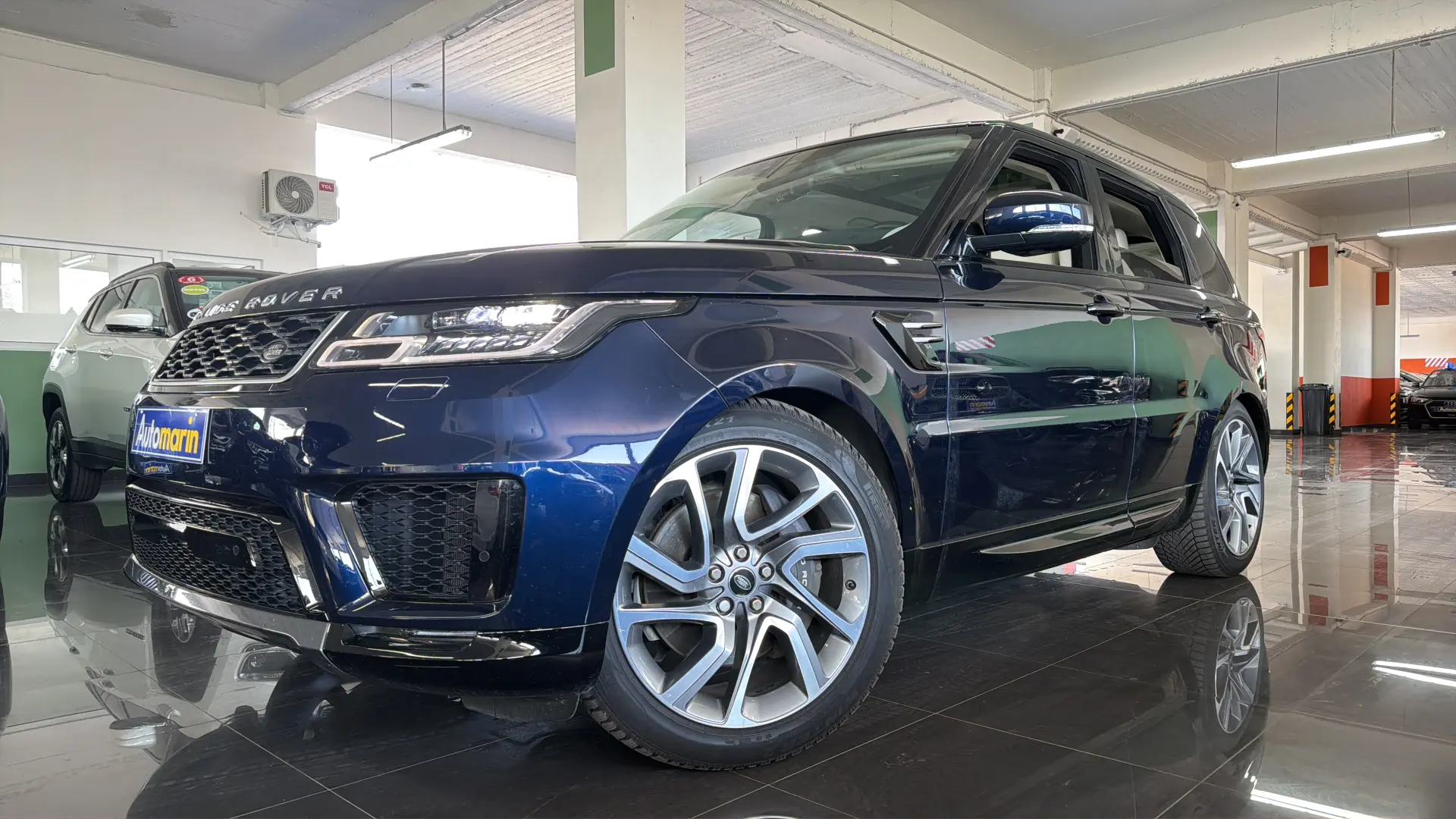 View 1 - Land Rover Range Rover Sport - 2020
