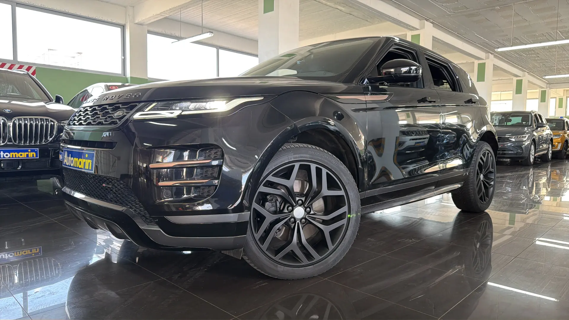 View 1 - Land Rover Range Rover Evoque - 2022
