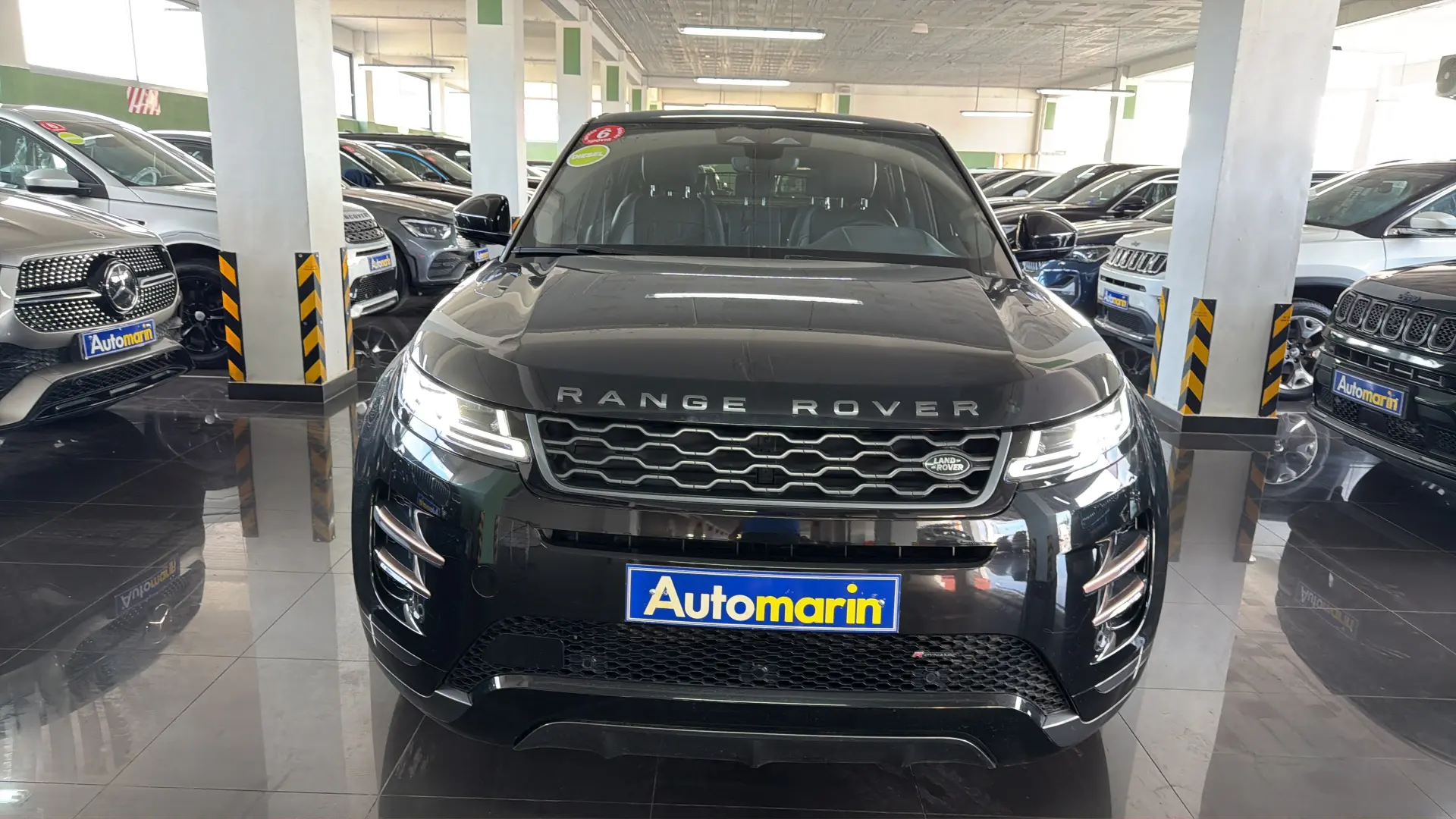 View 2 - Land Rover Range Rover Evoque - 2022