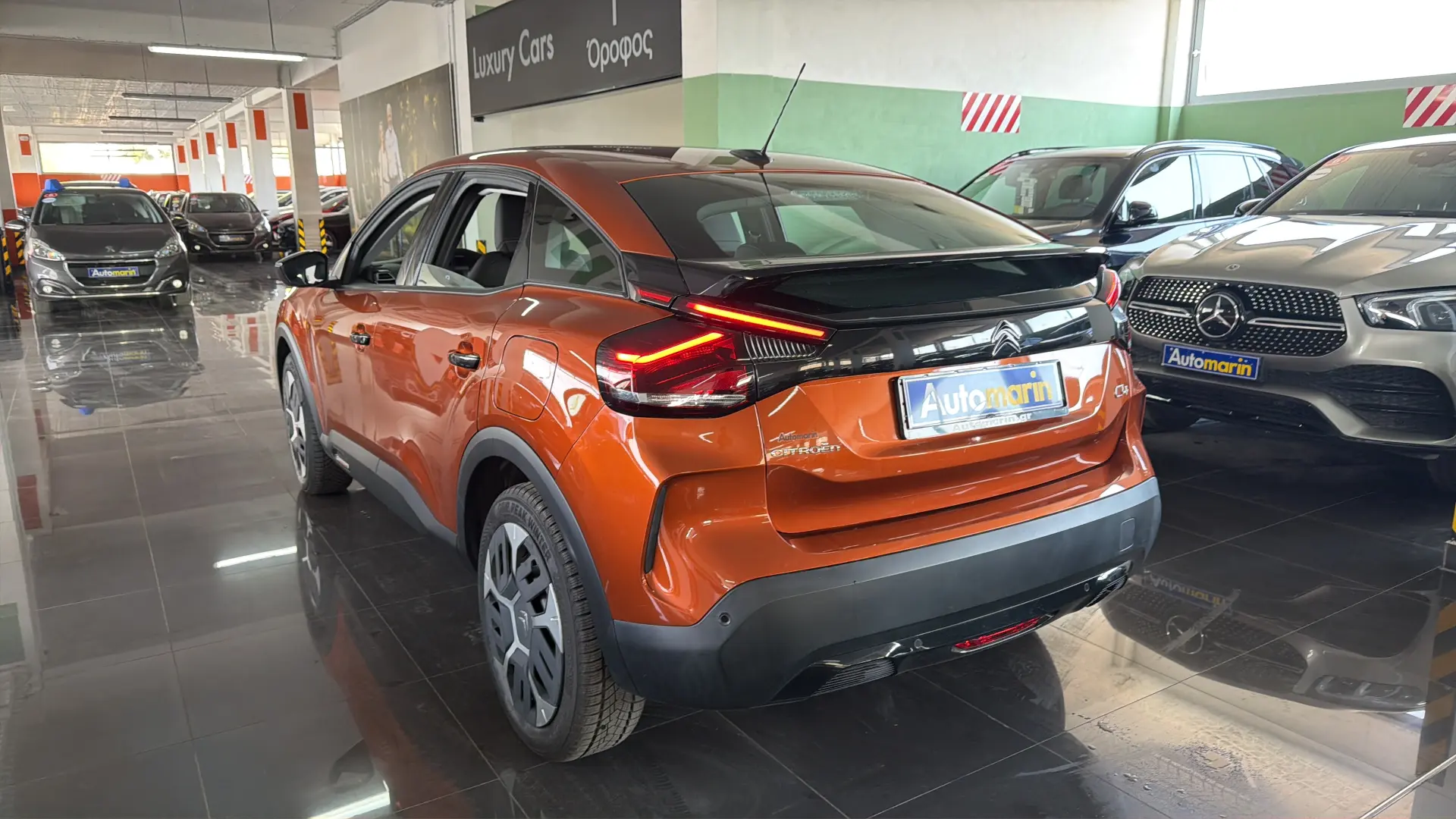 View 4 - Citroen C4 - 2021