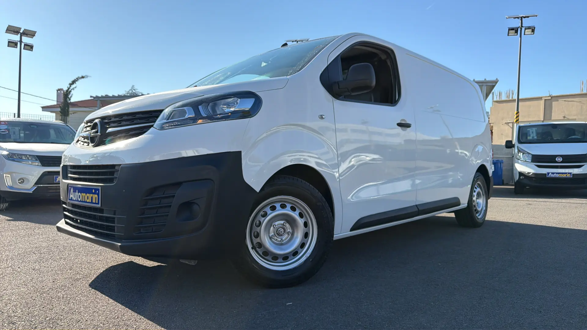 View 1 - Opel Vivaro - 2021