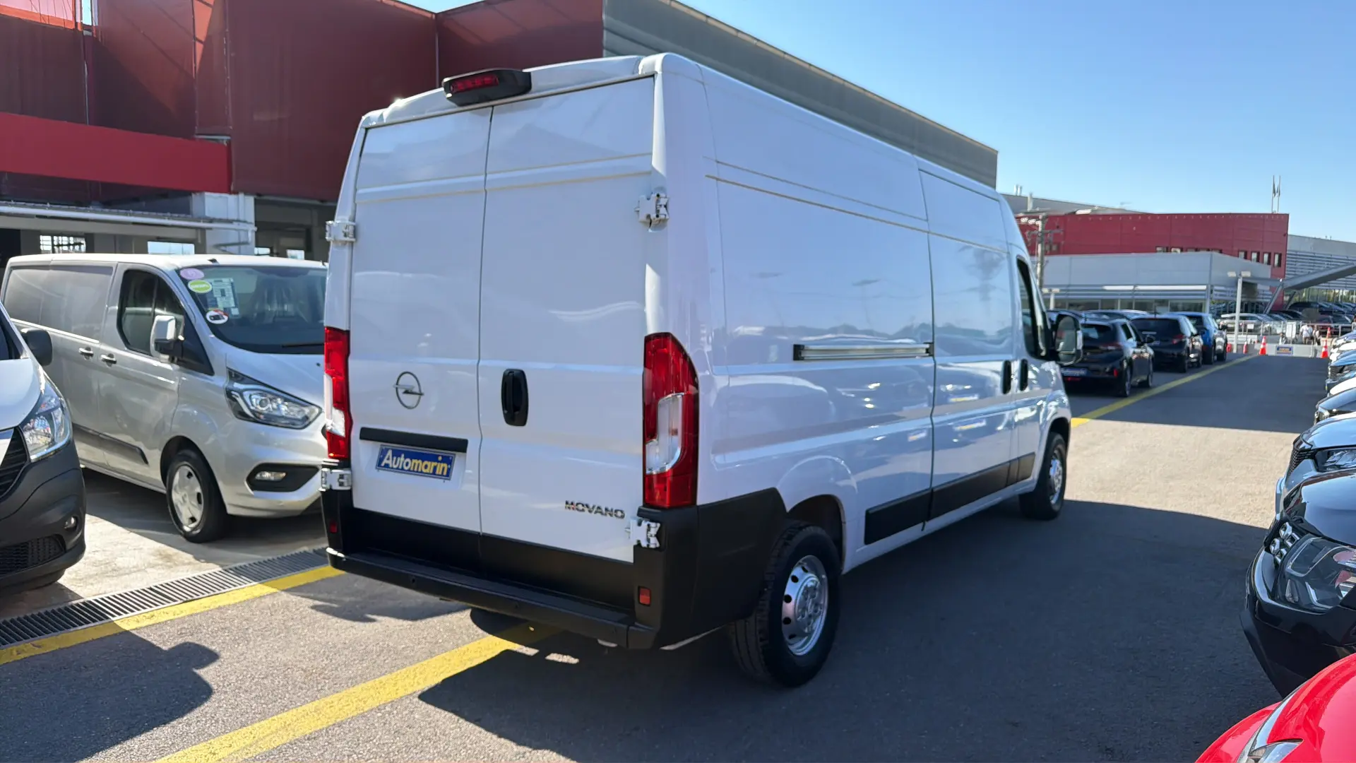View 4 - Opel Movano - 2024