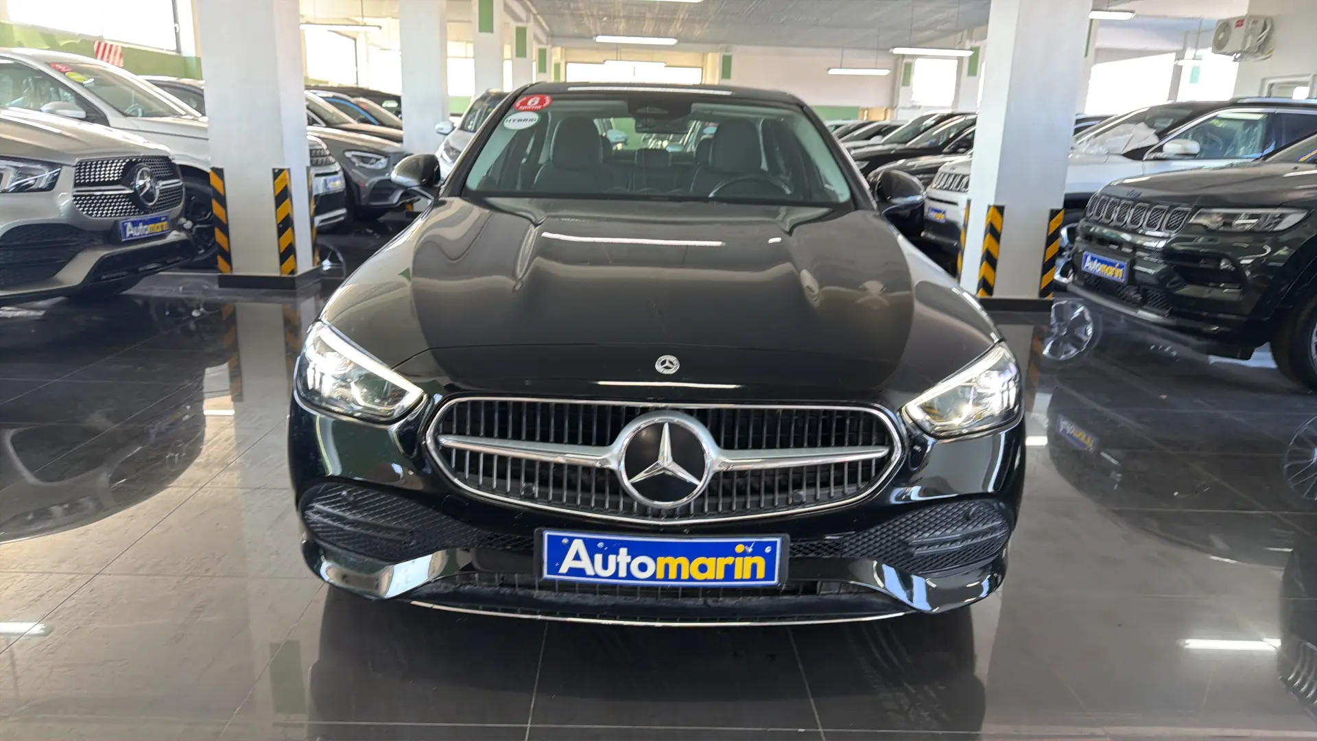 View 2 - Mercedes-Benz C 200 - 2023