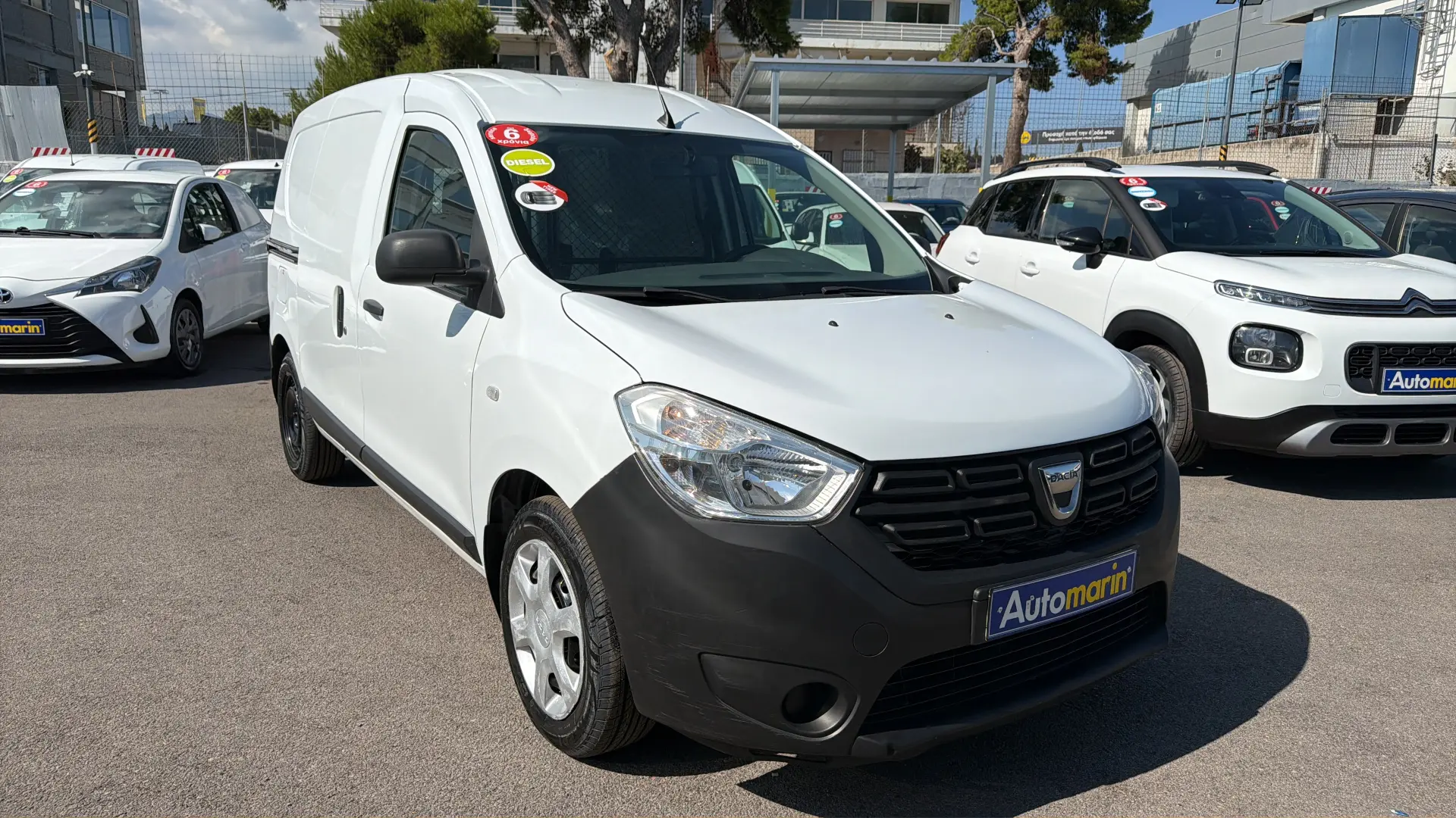 View 3 - Dacia Dokker - 2021