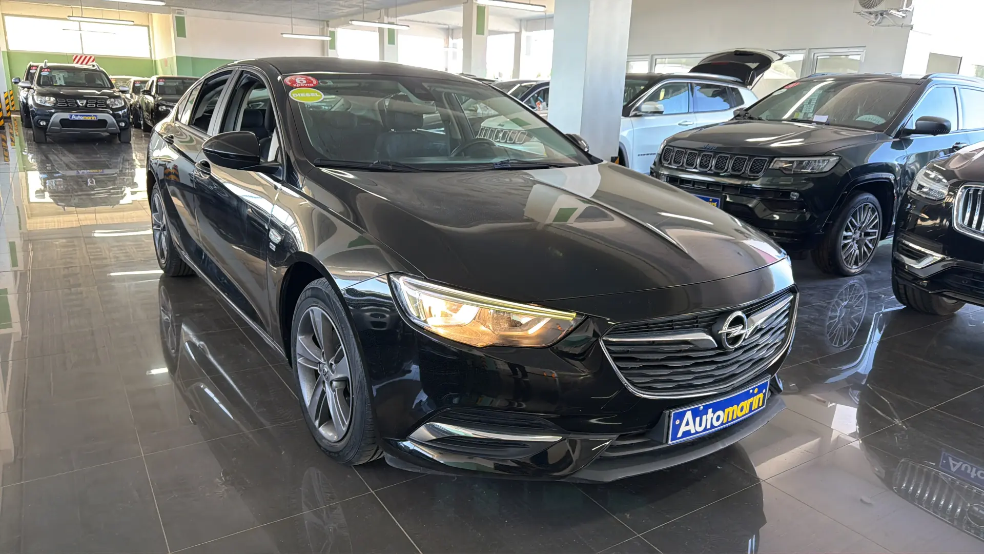 View 3 - Opel Insignia - 2020