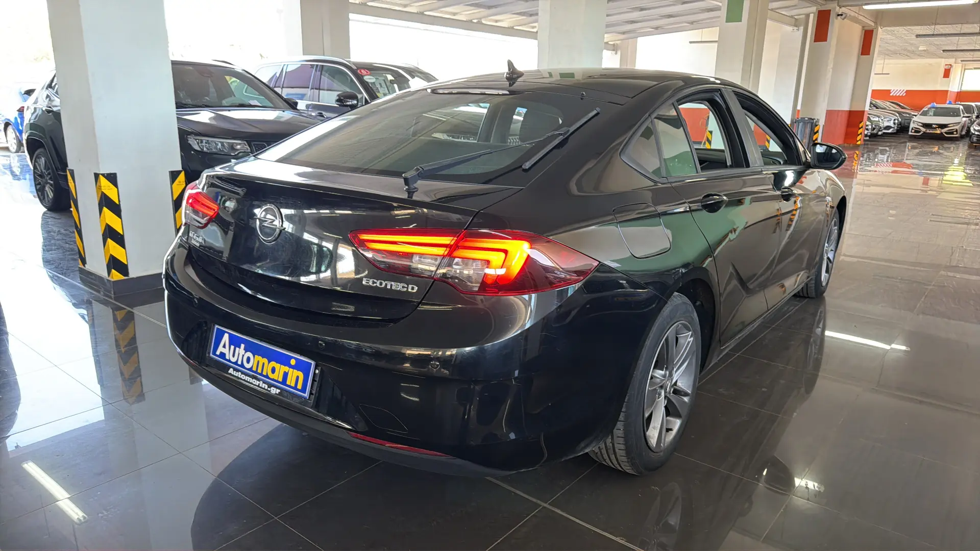 View 4 - Opel Insignia - 2020