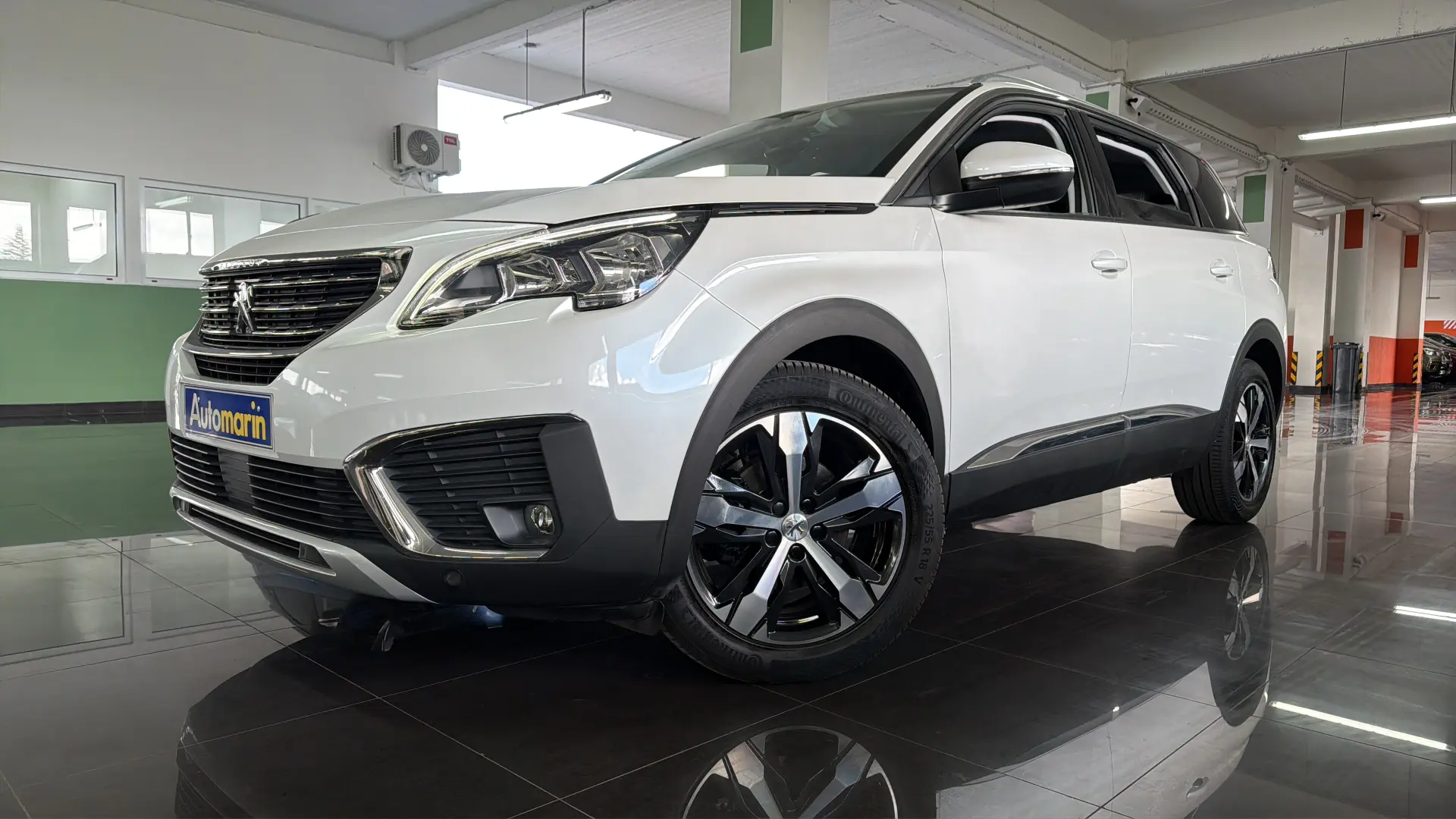 View 1 - Peugeot 5008 - 2018