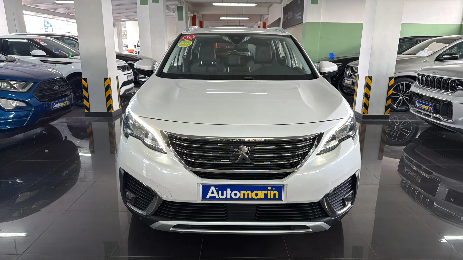 View 2 - Peugeot 5008 - 2018