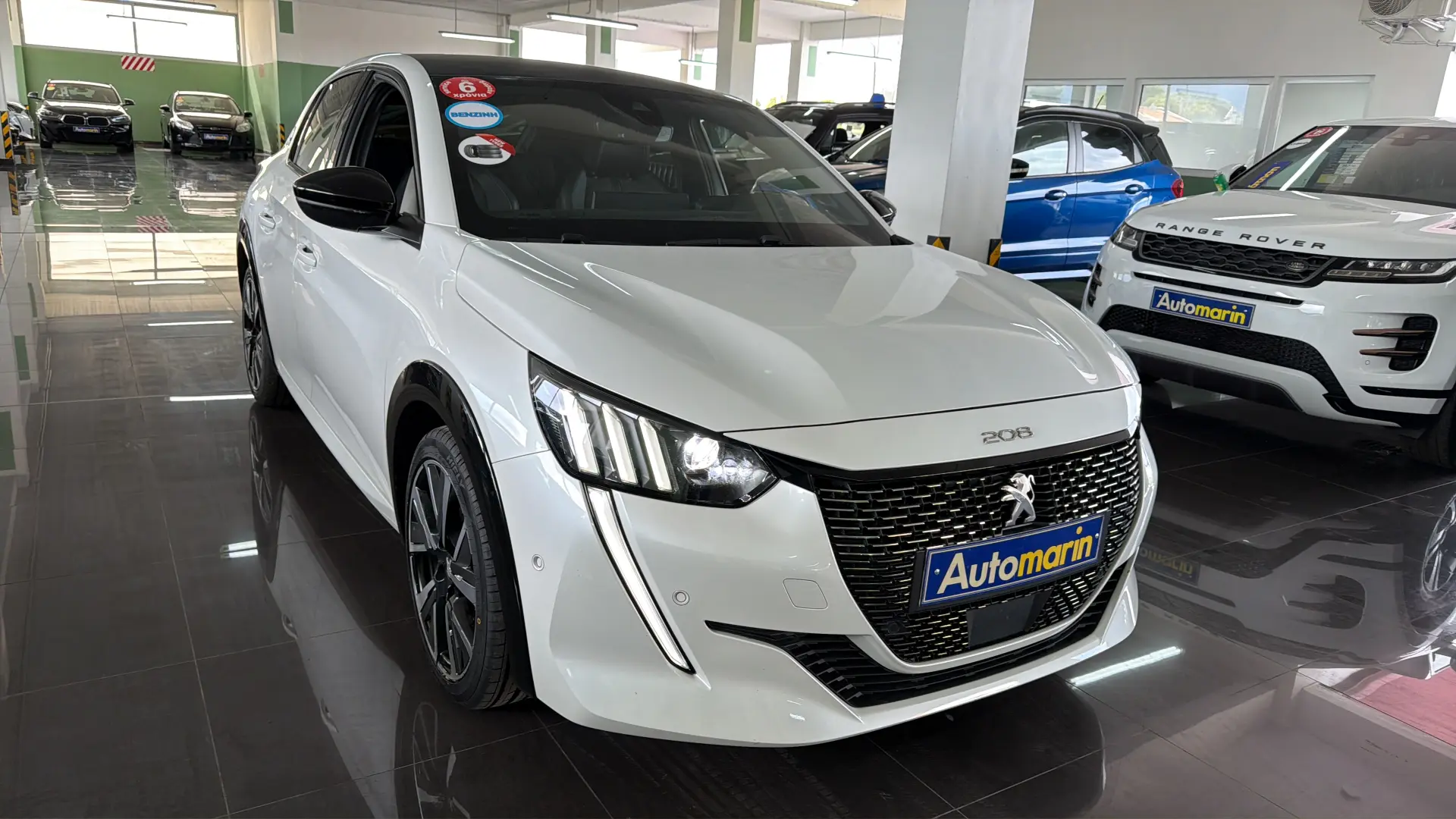 View 3 - Peugeot 208 - 2022