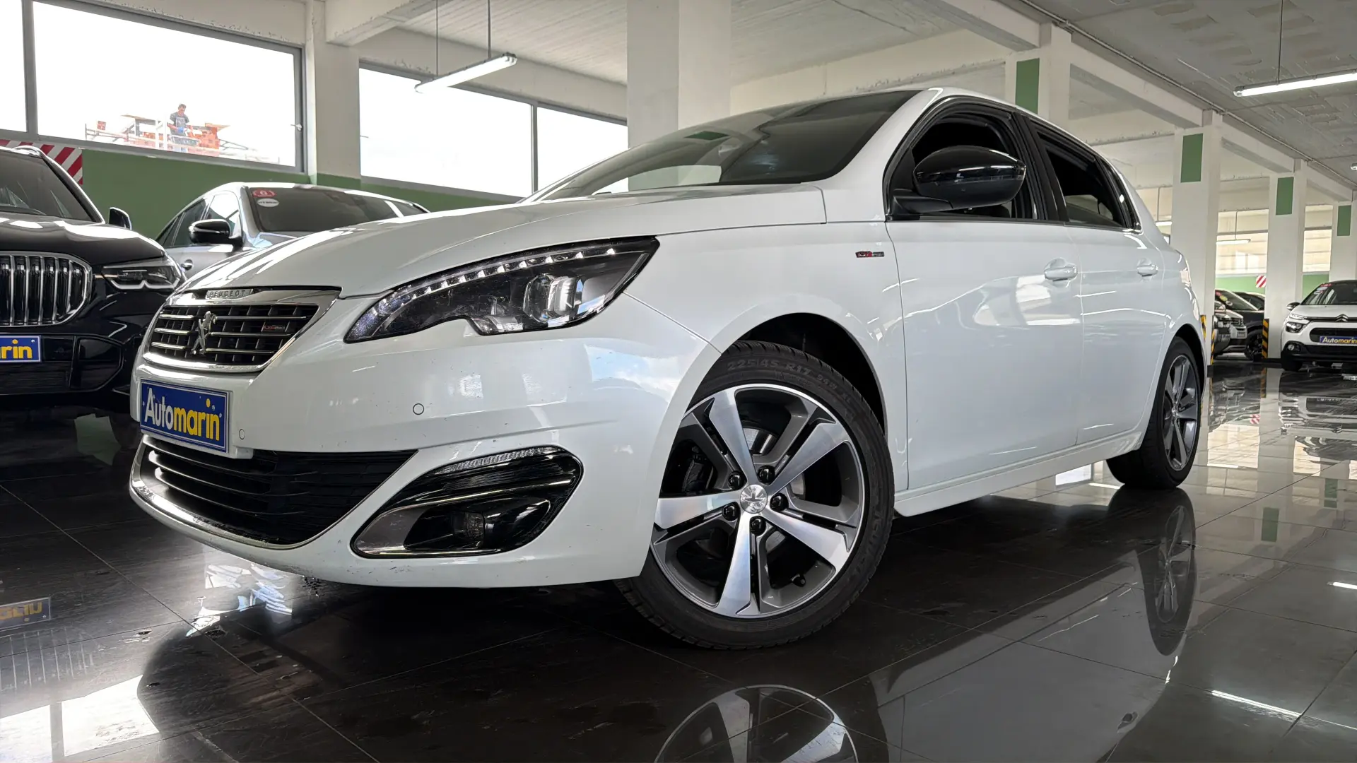 View 1 - Peugeot 308 - 2017