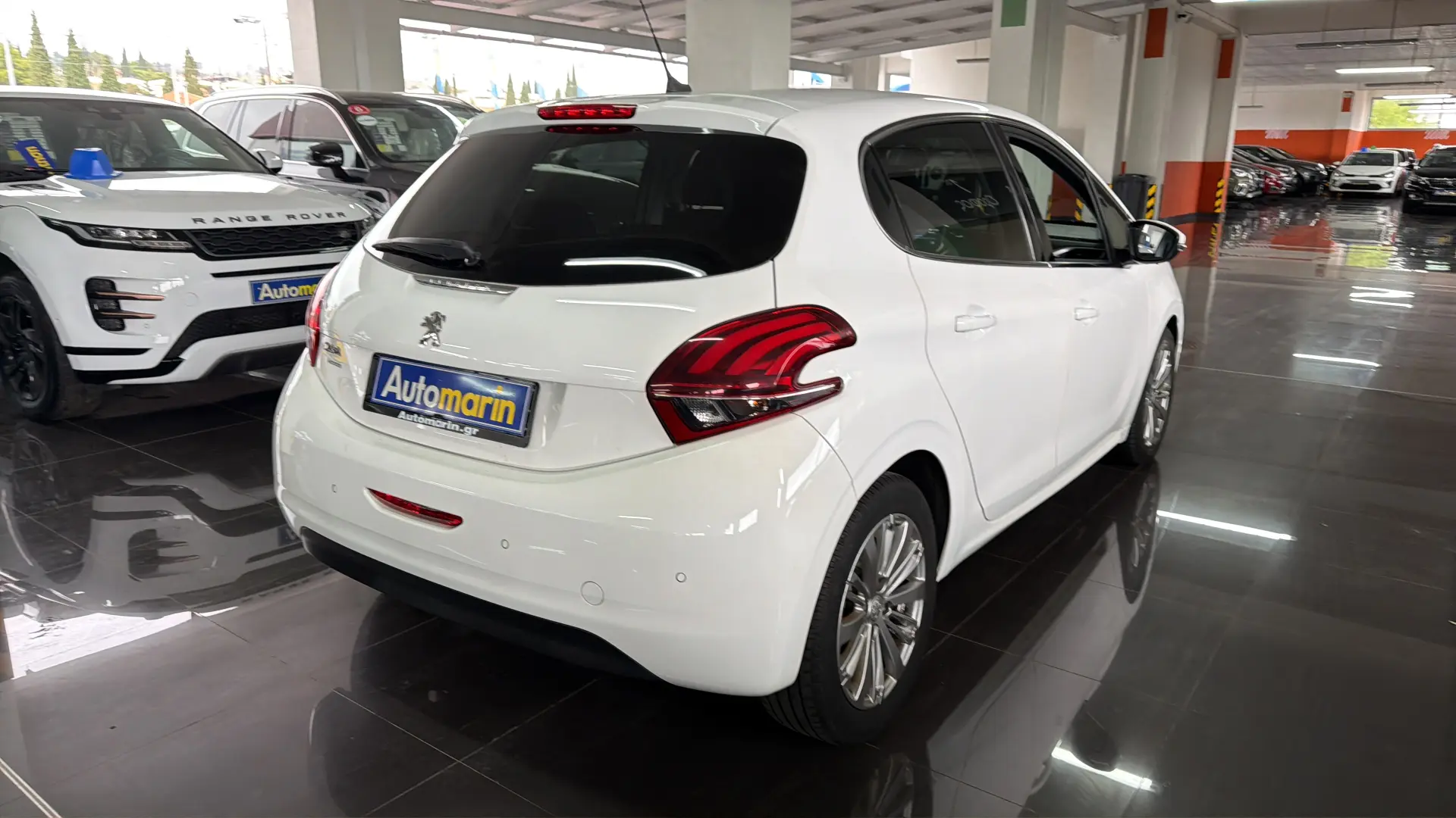 View 4 - Peugeot 208 - 2019
