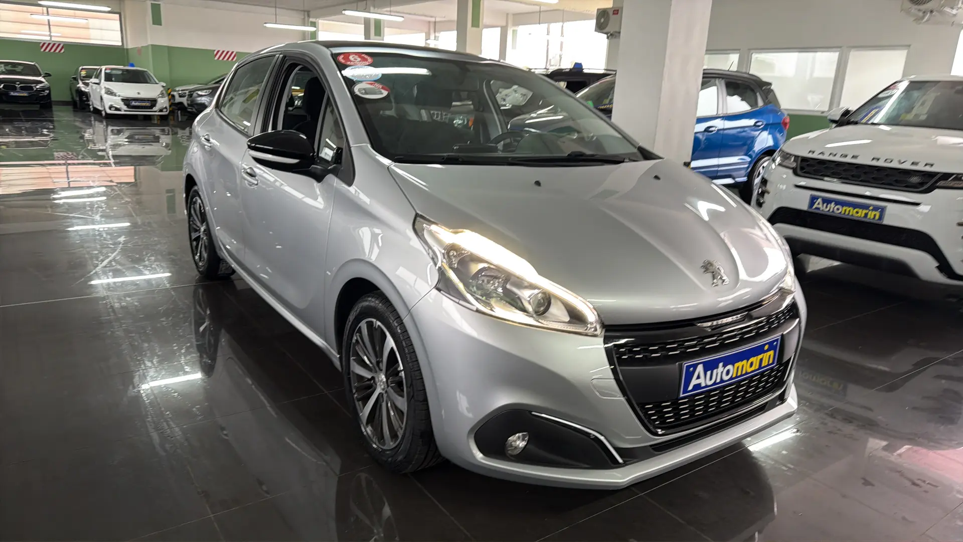 View 3 - Peugeot 208 - 2017