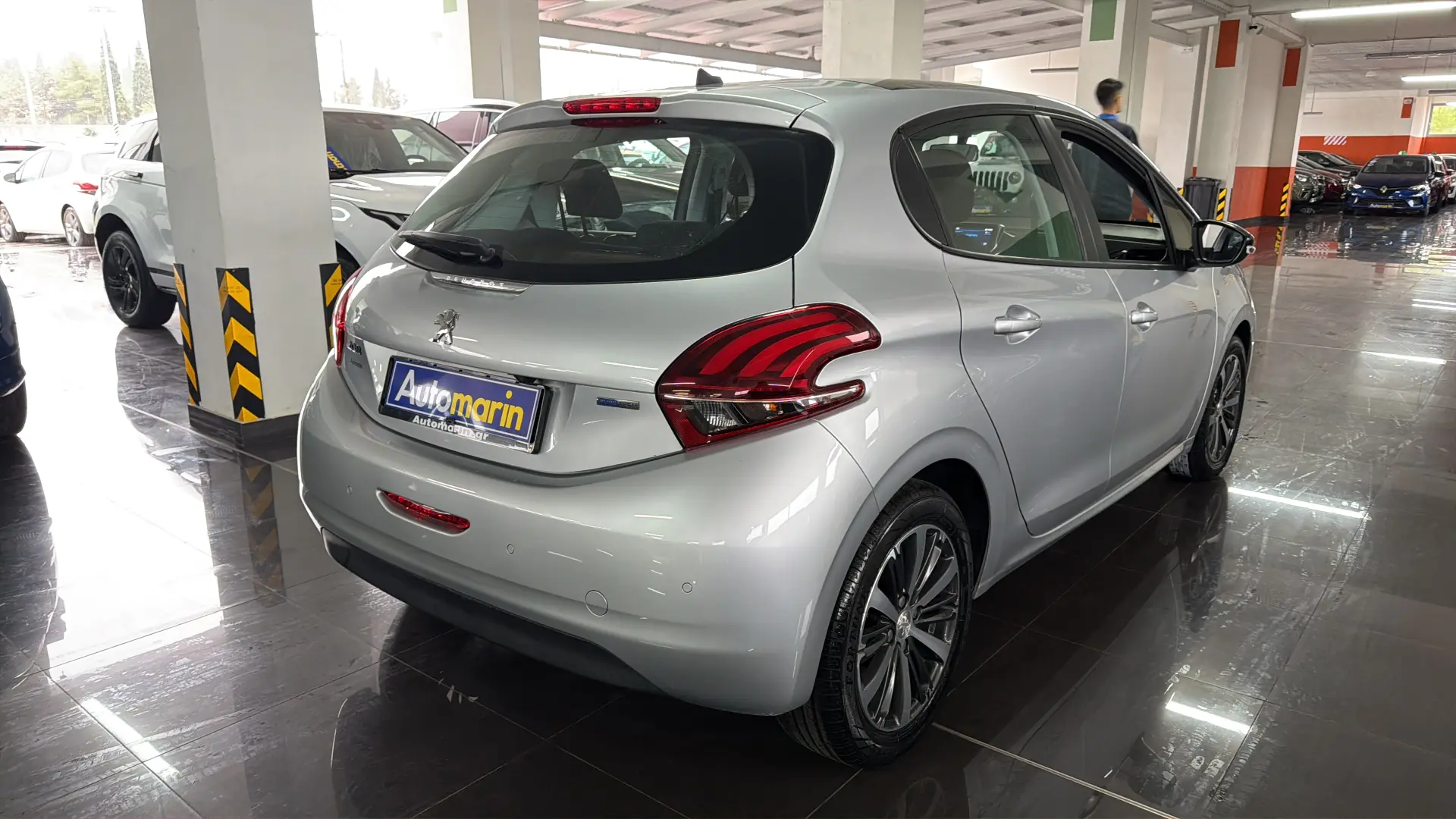 View 4 - Peugeot 208 - 2017