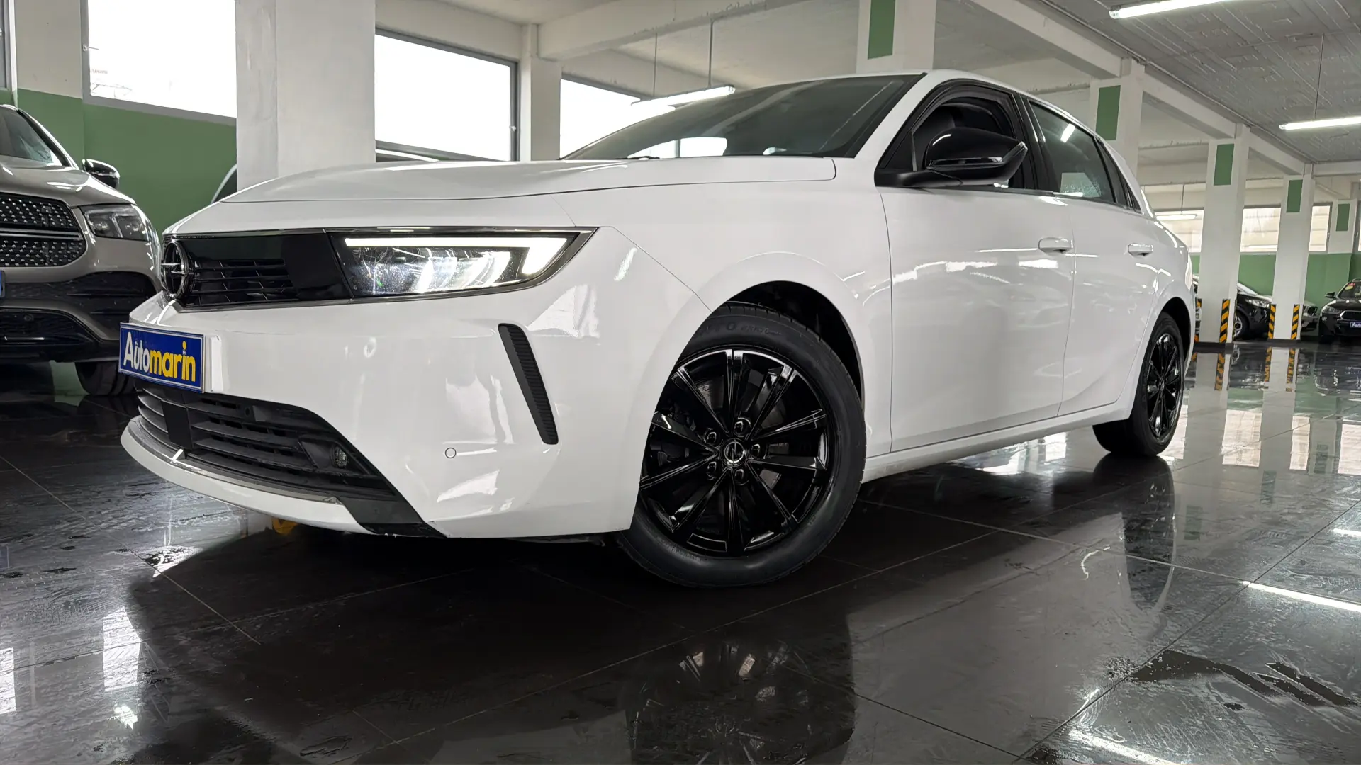 View 1 - Opel Astra - 2022