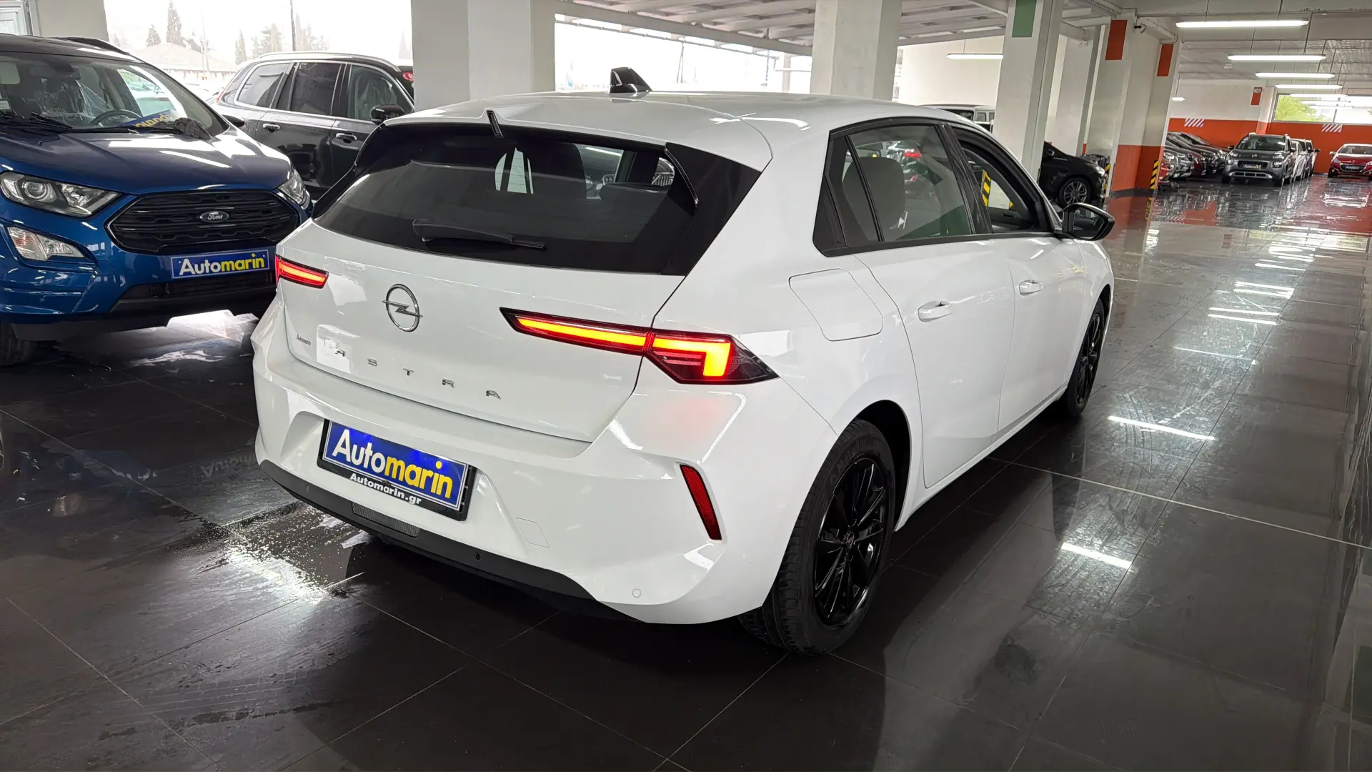 View 4 - Opel Astra - 2022