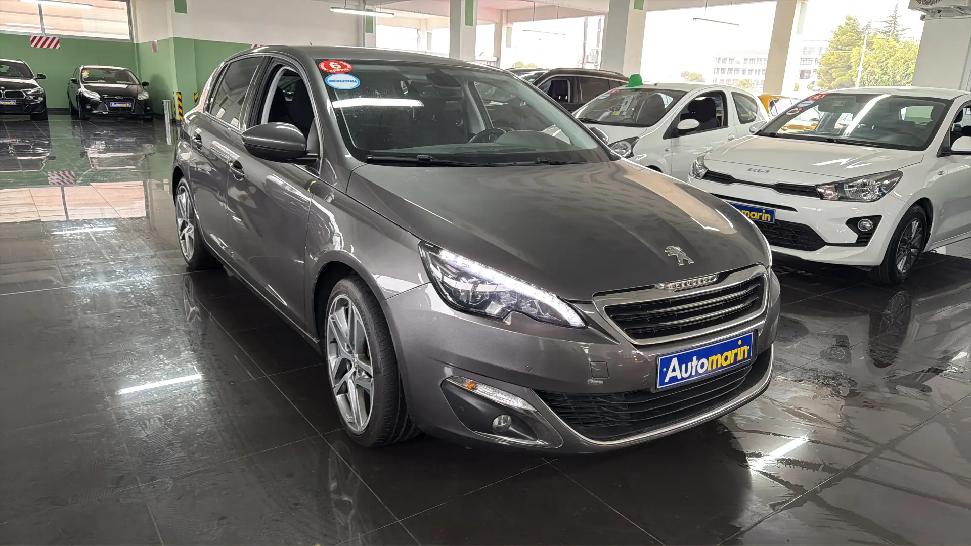 View 3 - Peugeot 308 - 2017