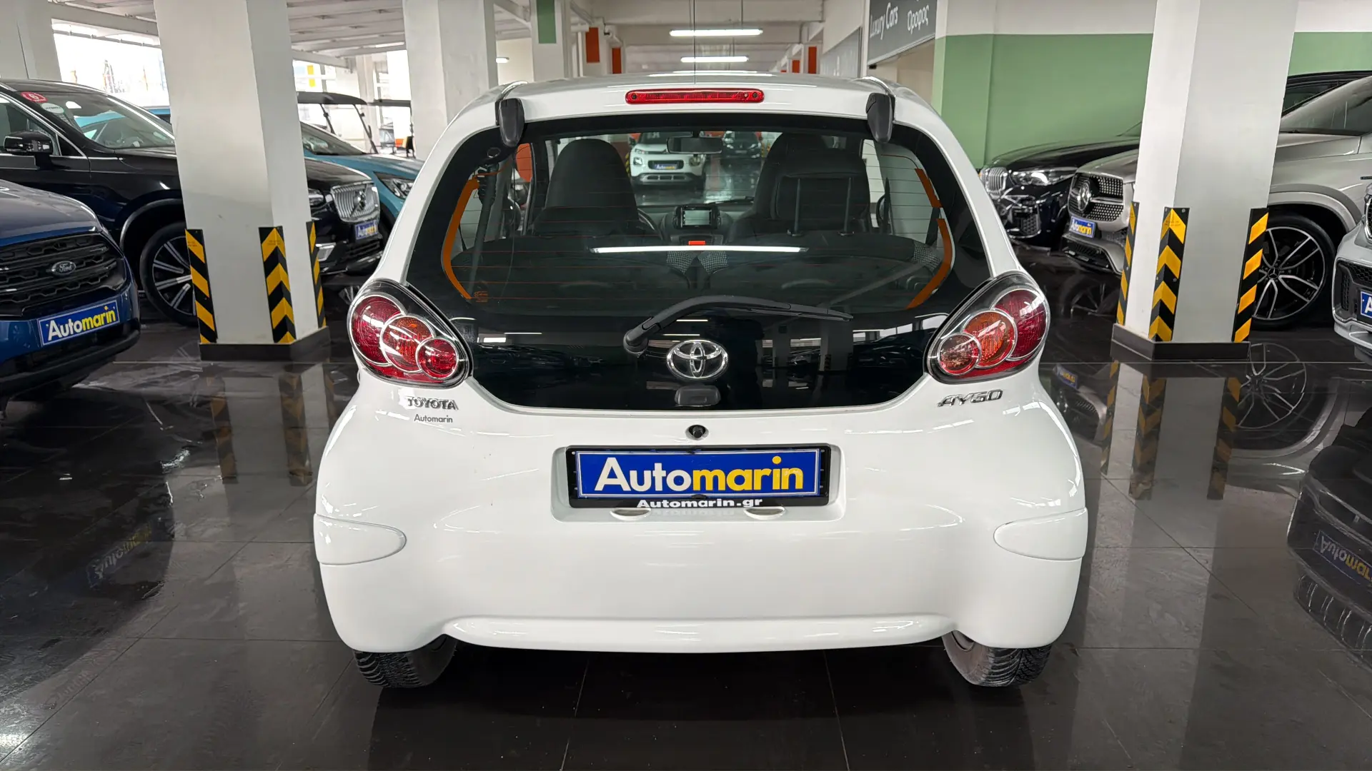 View 5 - Toyota Aygo - 2013