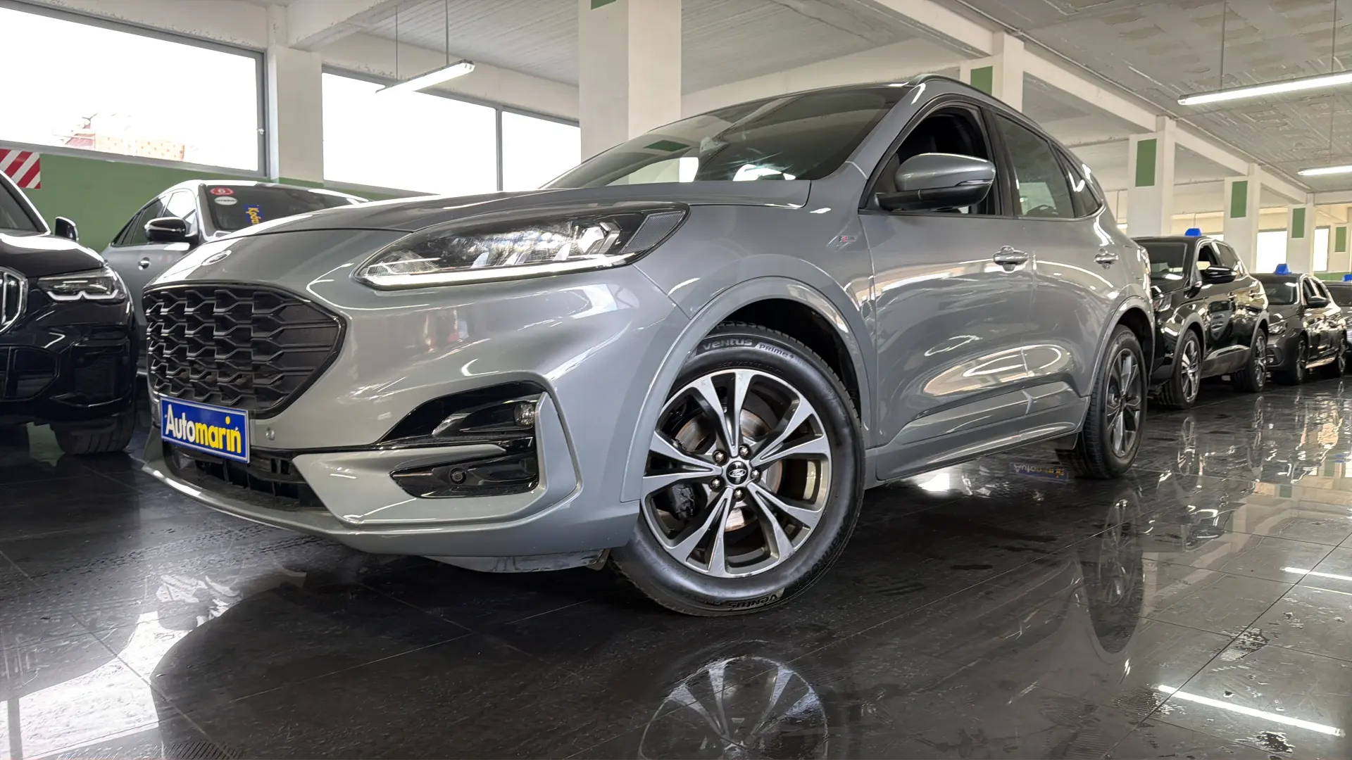 View 1 - Ford Kuga - 2022