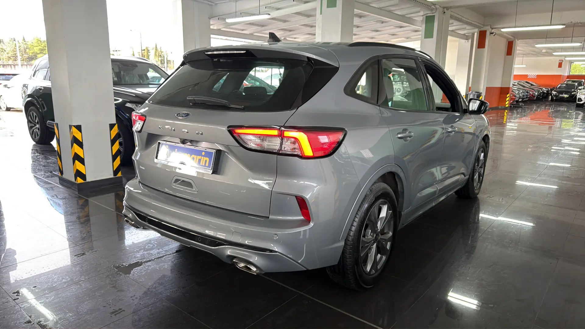 View 4 - Ford Kuga - 2022