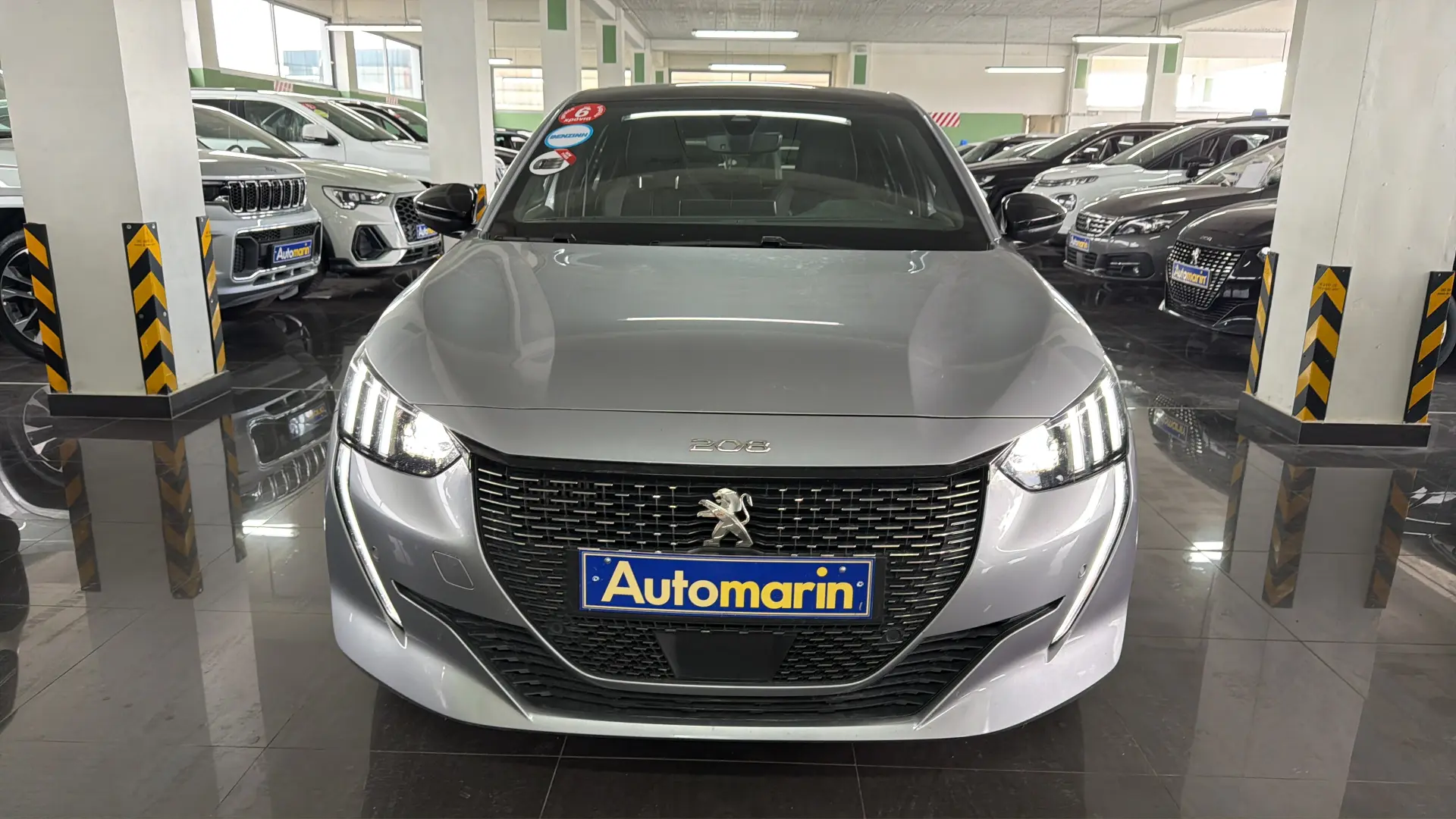 View 2 - Peugeot 208 - 2019