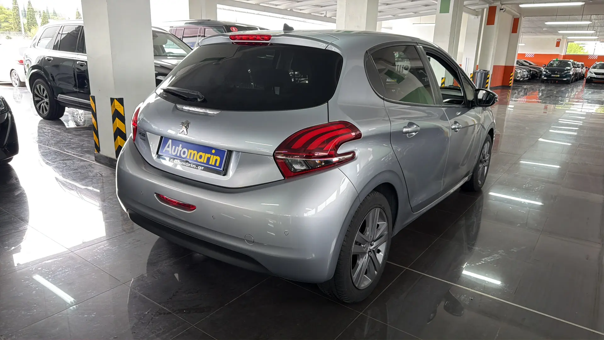 View 4 - Peugeot 208 - 2019