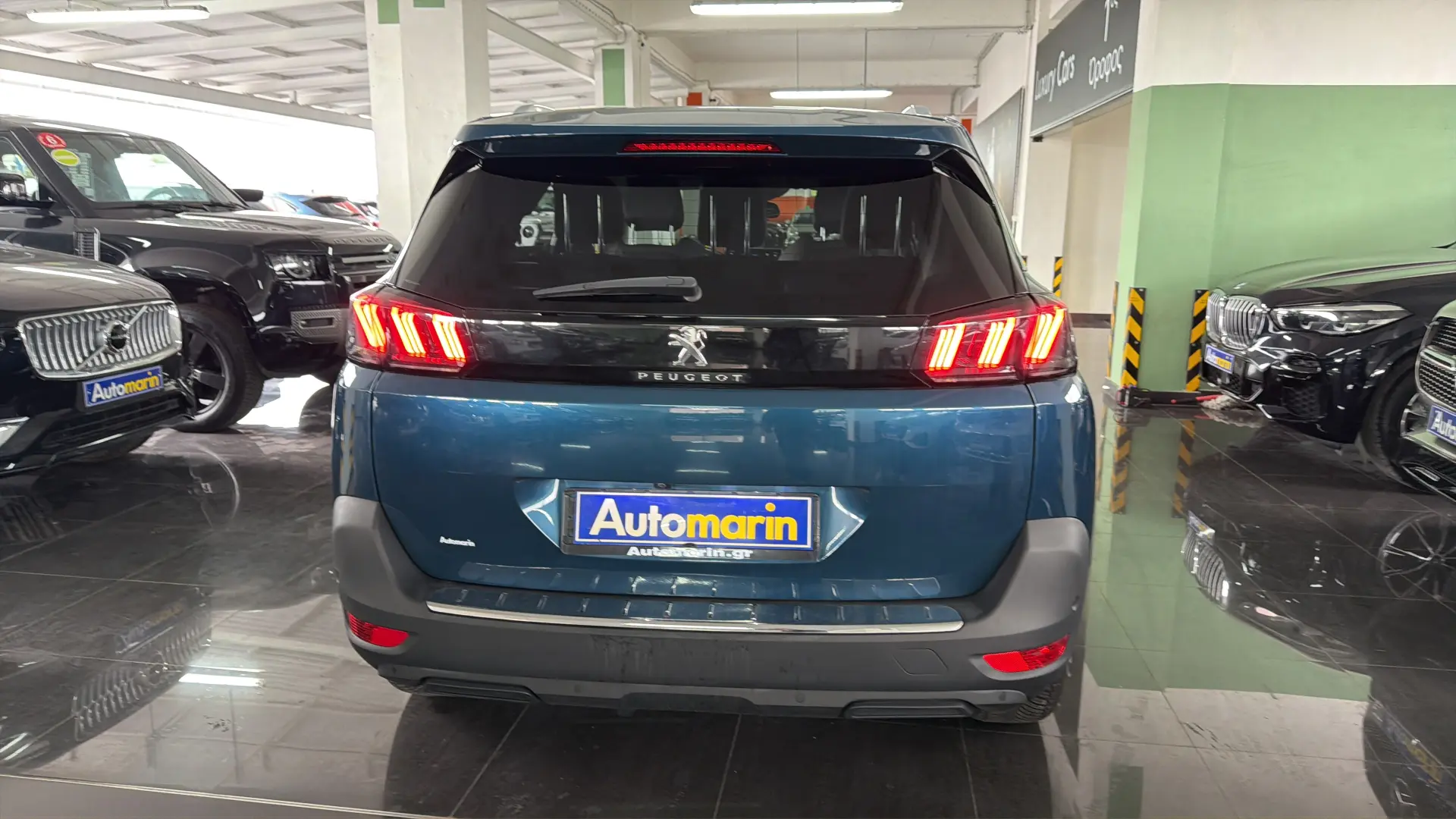 View 5 - Peugeot 5008 - 2021